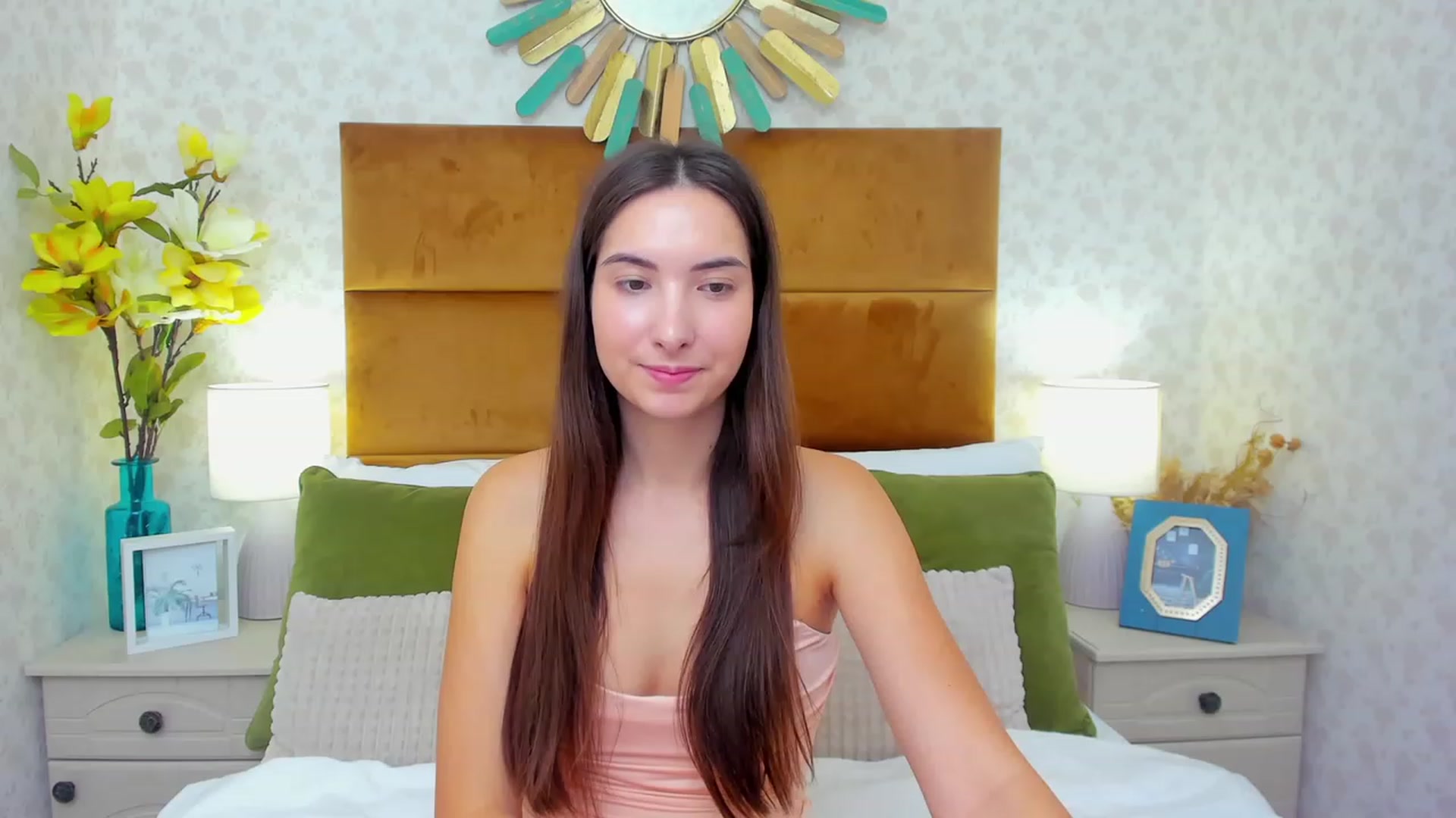 Gallery image thumbnail from KeliRose's myfreecams stream on, 11/19/2023, 09:15 image 17 of 20
