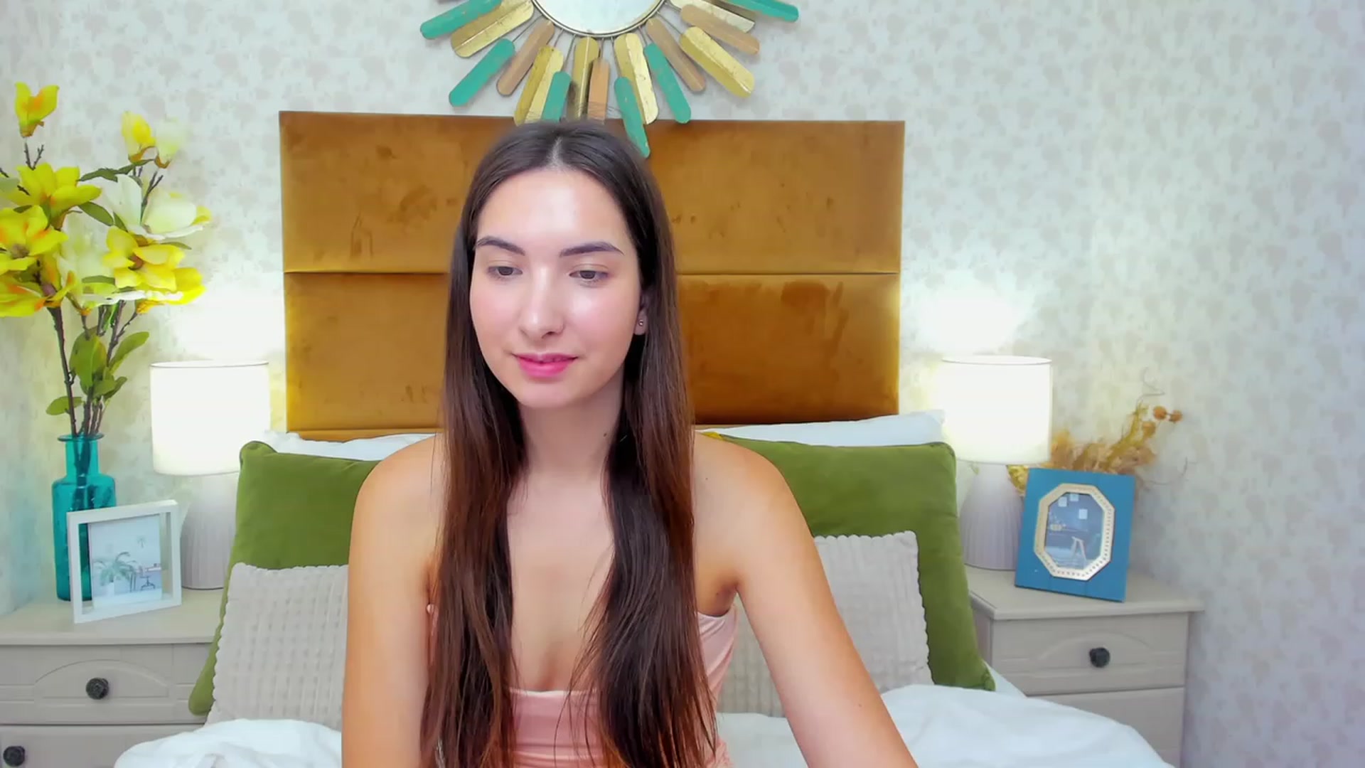 Gallery image thumbnail from KeliRose's myfreecams stream on, 11/19/2023, 09:15 image 12 of 20