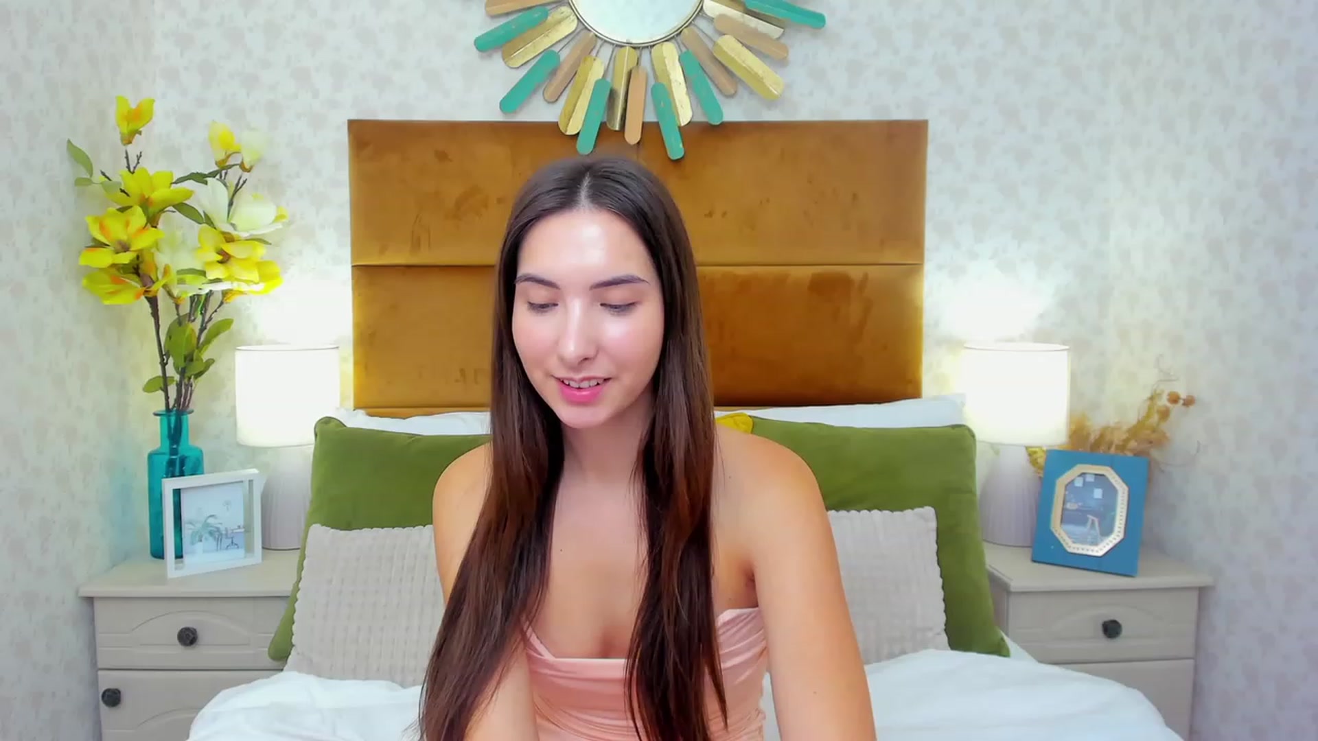Gallery image thumbnail from KeliRose's myfreecams stream on, 11/19/2023, 11:00 image 5 of 20