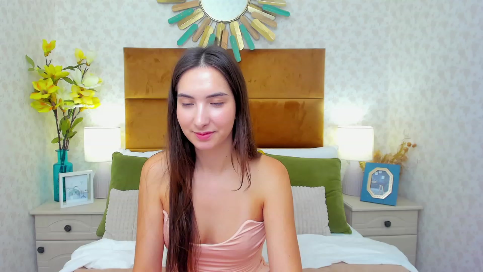 Gallery image thumbnail from KeliRose's myfreecams stream on, 11/19/2023, 12:24 image 12 of 20