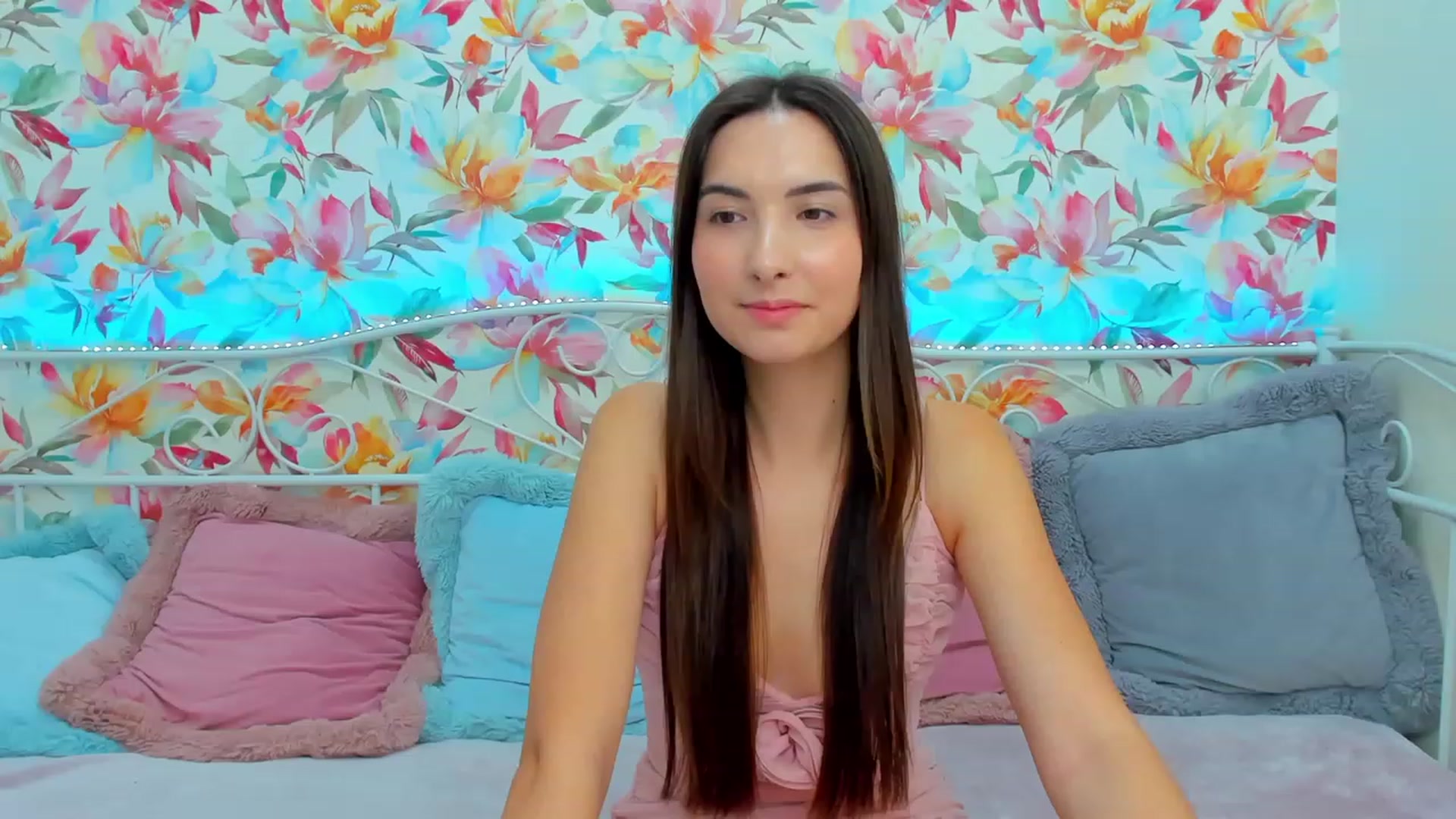 Gallery image thumbnail from KeliRose's myfreecams stream on, 11/21/2023, 11:10 image 9 of 20
