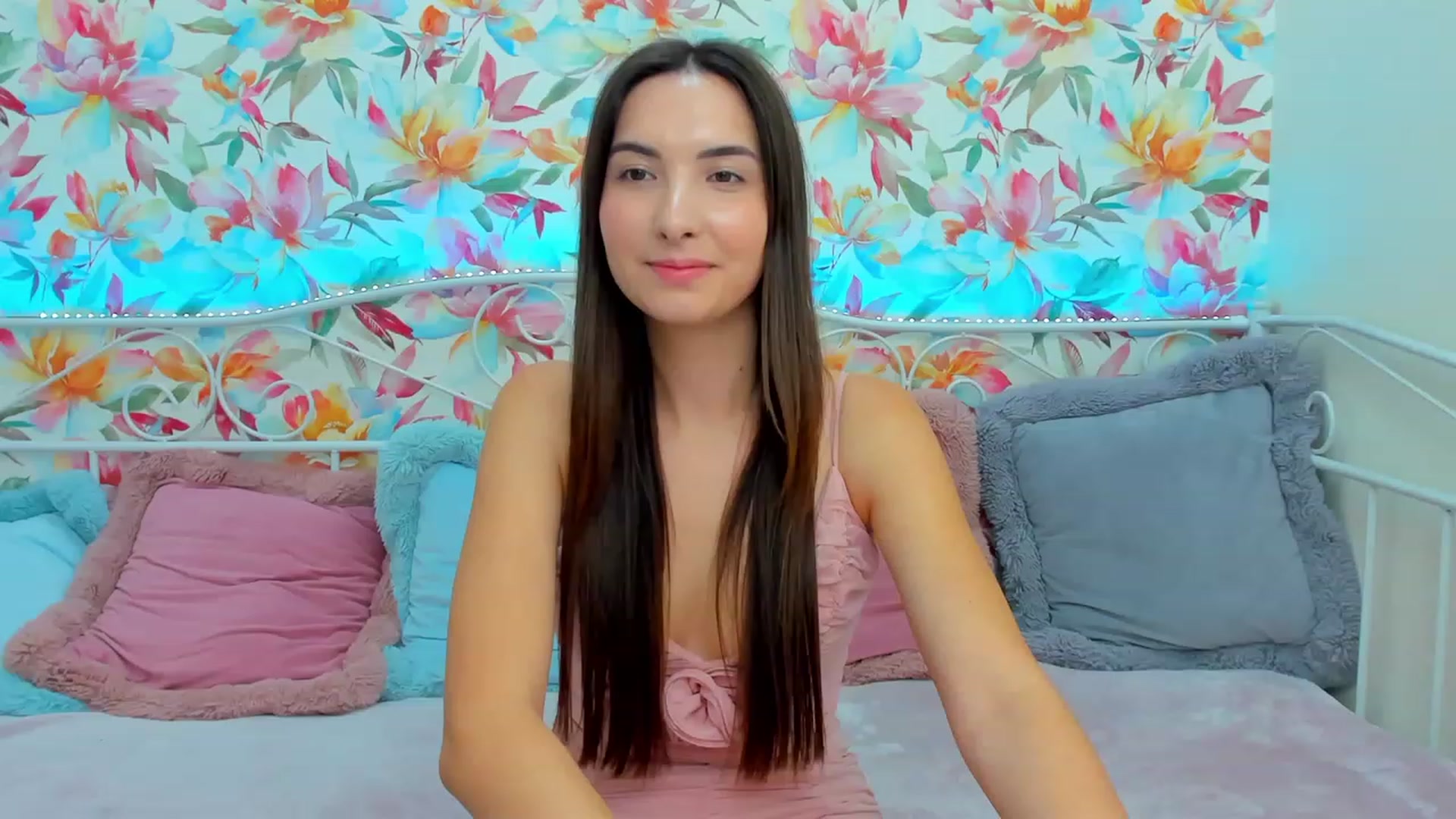 Gallery image thumbnail from KeliRose's myfreecams stream on, 11/21/2023, 11:10 image 17 of 20