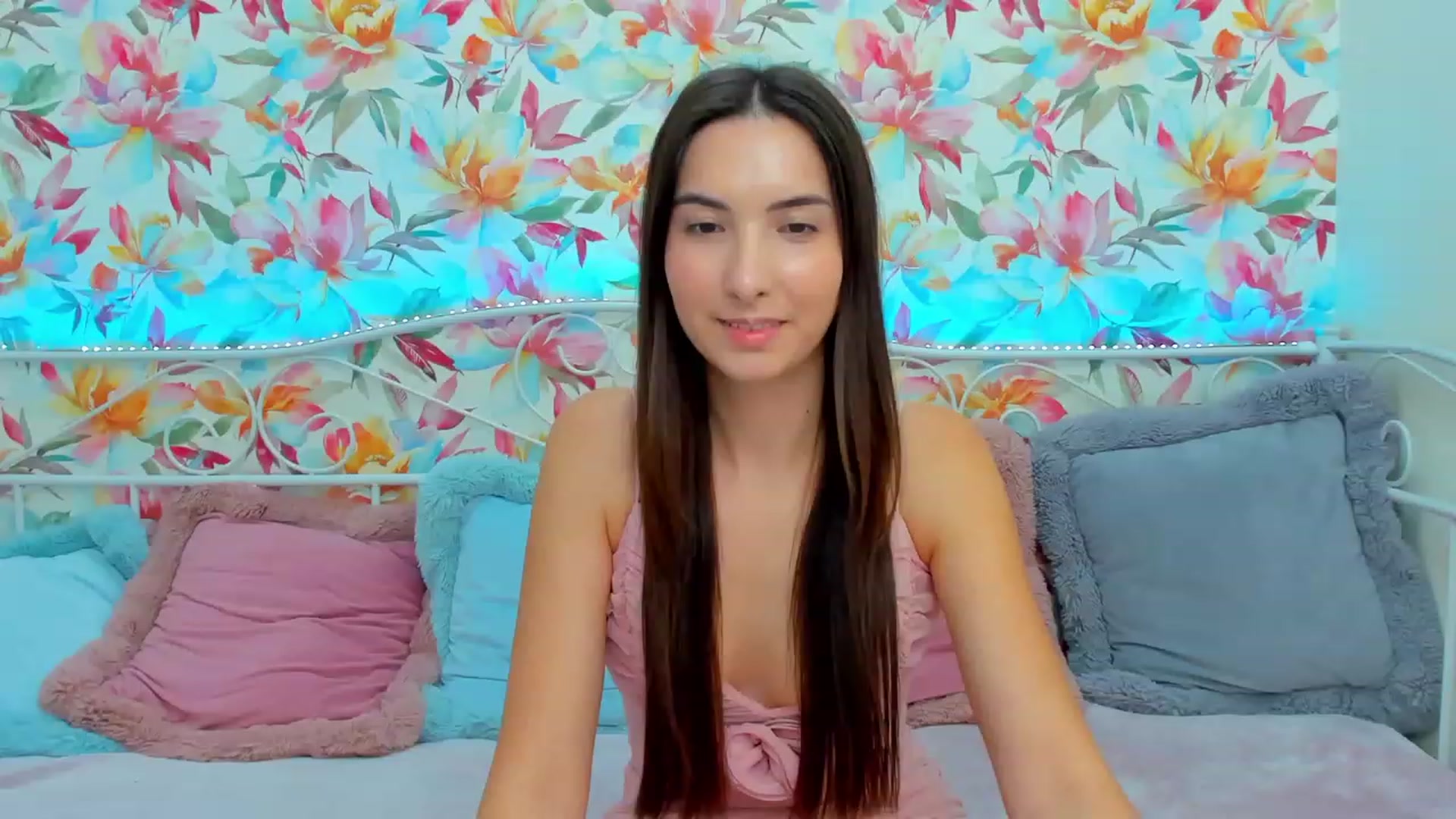 Gallery image thumbnail from KeliRose's myfreecams stream on, 11/21/2023, 11:10 image 4 of 20