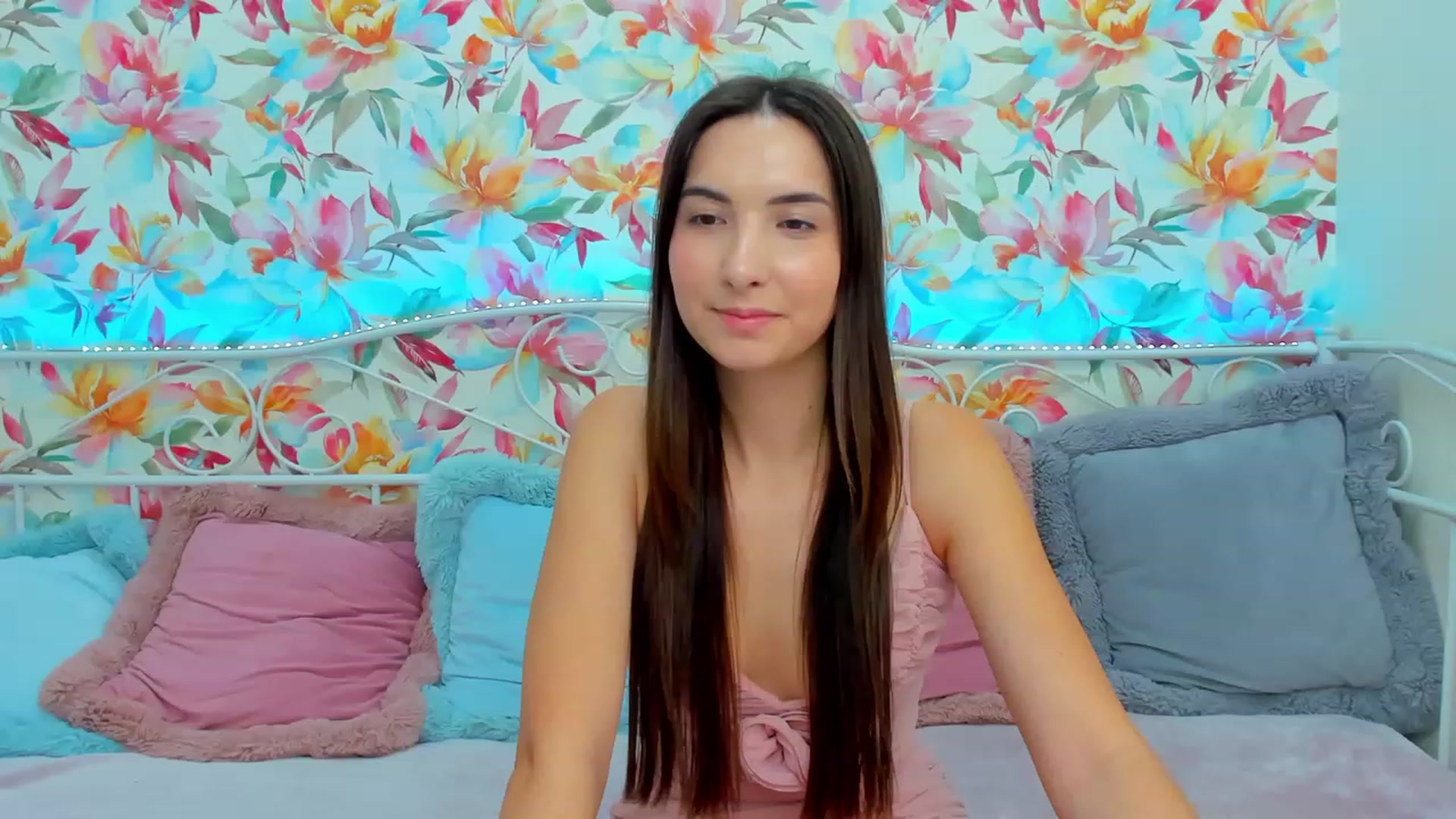 Gallery image thumbnail from KeliRose's myfreecams stream on, 11/21/2023, 11:10 image 7 of 20