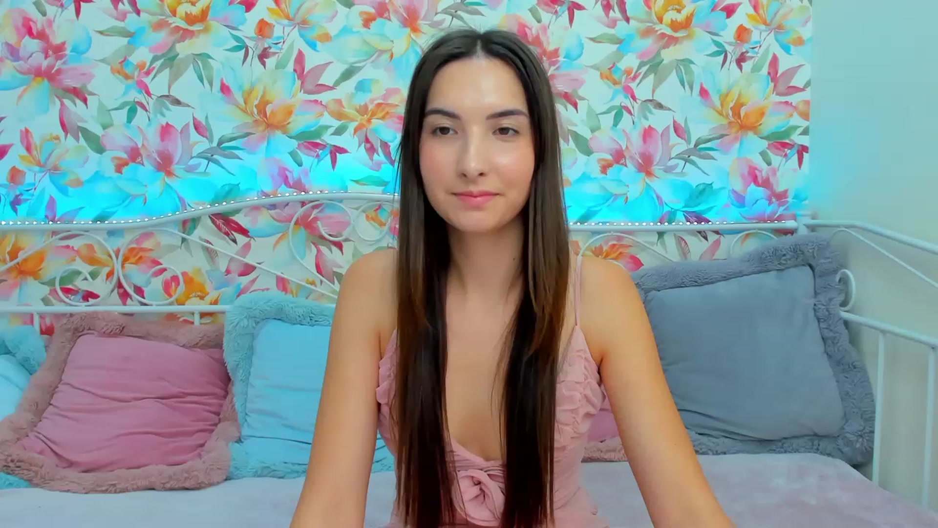 Gallery image thumbnail from KeliRose's myfreecams stream on, 11/21/2023, 12:46 image 15 of 20