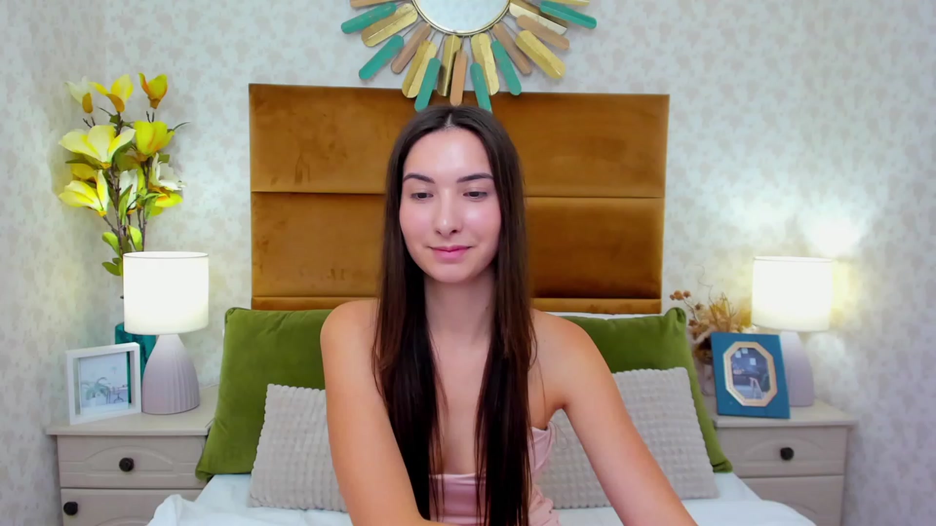 Gallery image thumbnail from KeliRose's myfreecams stream on, 11/24/2023, 16:45 image 13 of 20