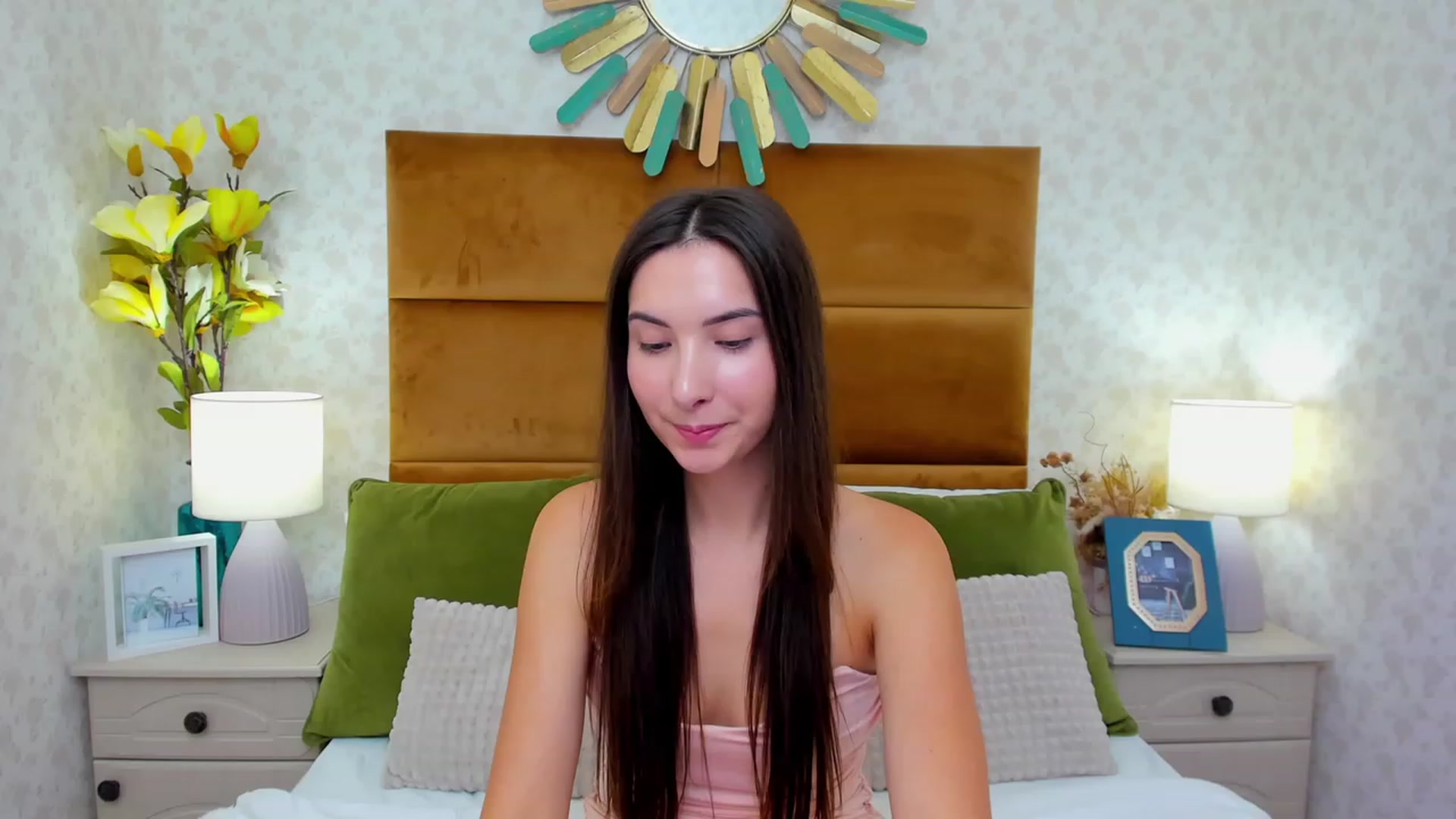 Gallery image thumbnail from KeliRose's myfreecams stream on, 11/24/2023, 16:45 image 6 of 20