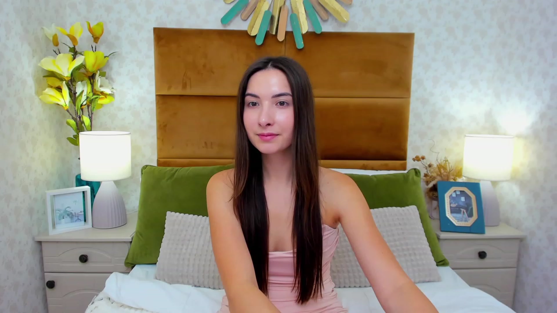 Gallery image thumbnail from KeliRose's myfreecams stream on, 11/24/2023, 18:13 image 4 of 20