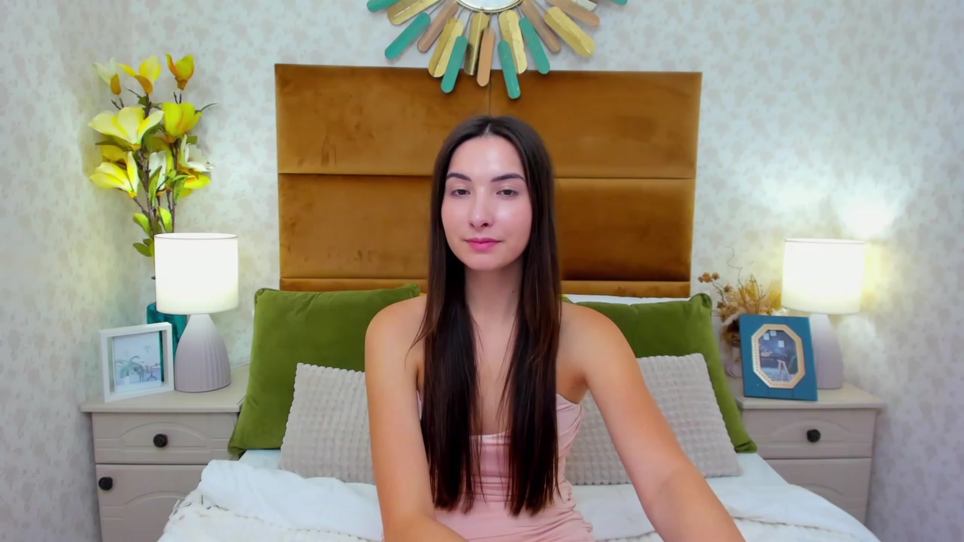 Gallery image thumbnail from KeliRose's myfreecams stream on, 11/24/2023, 18:13 image 19 of 20