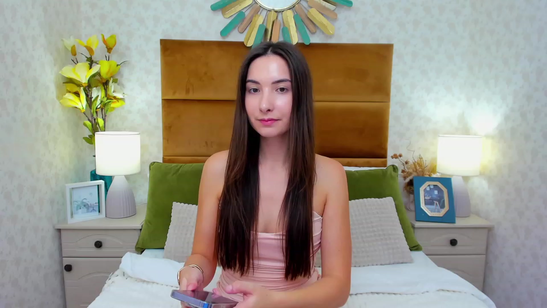 Gallery image thumbnail from KeliRose's myfreecams stream on, 11/24/2023, 18:13 image 13 of 20