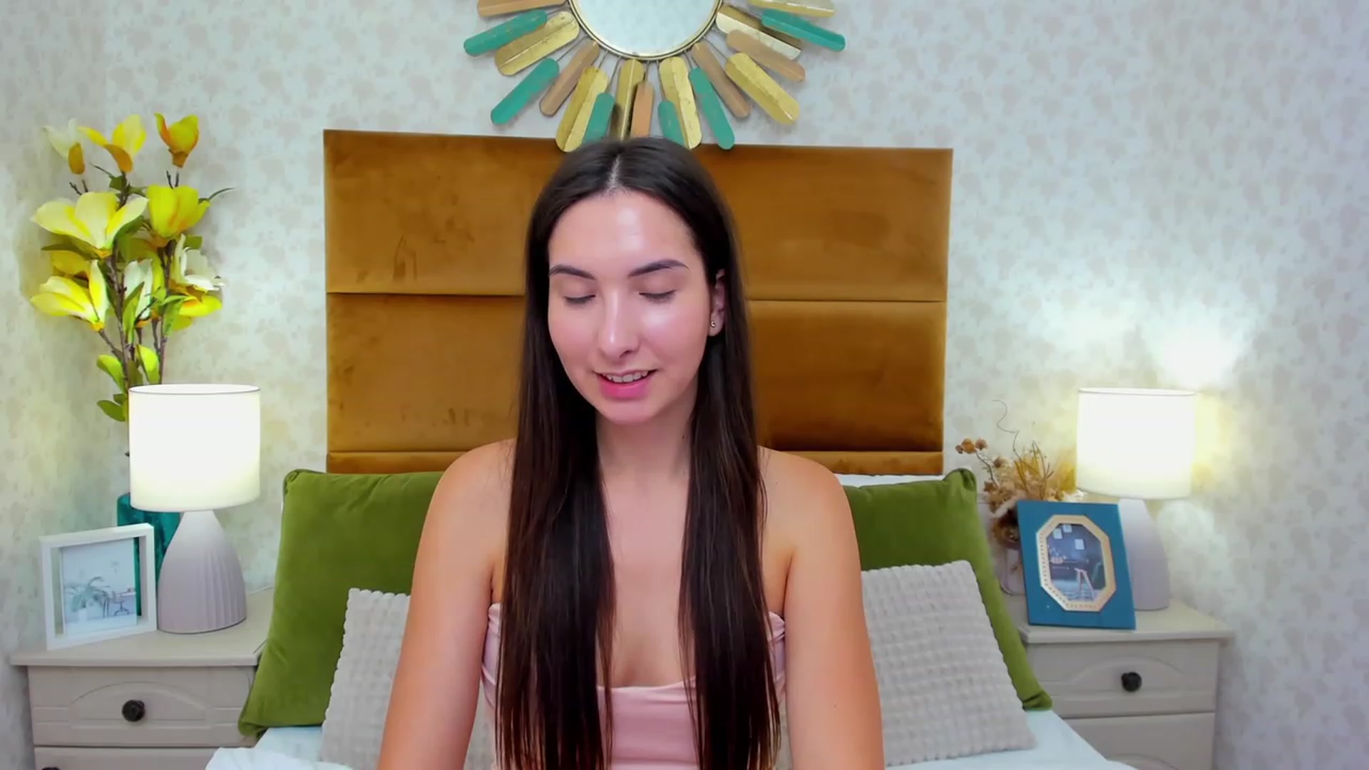 Gallery image thumbnail from KeliRose's myfreecams stream on, 11/24/2023, 20:01 image 8 of 20