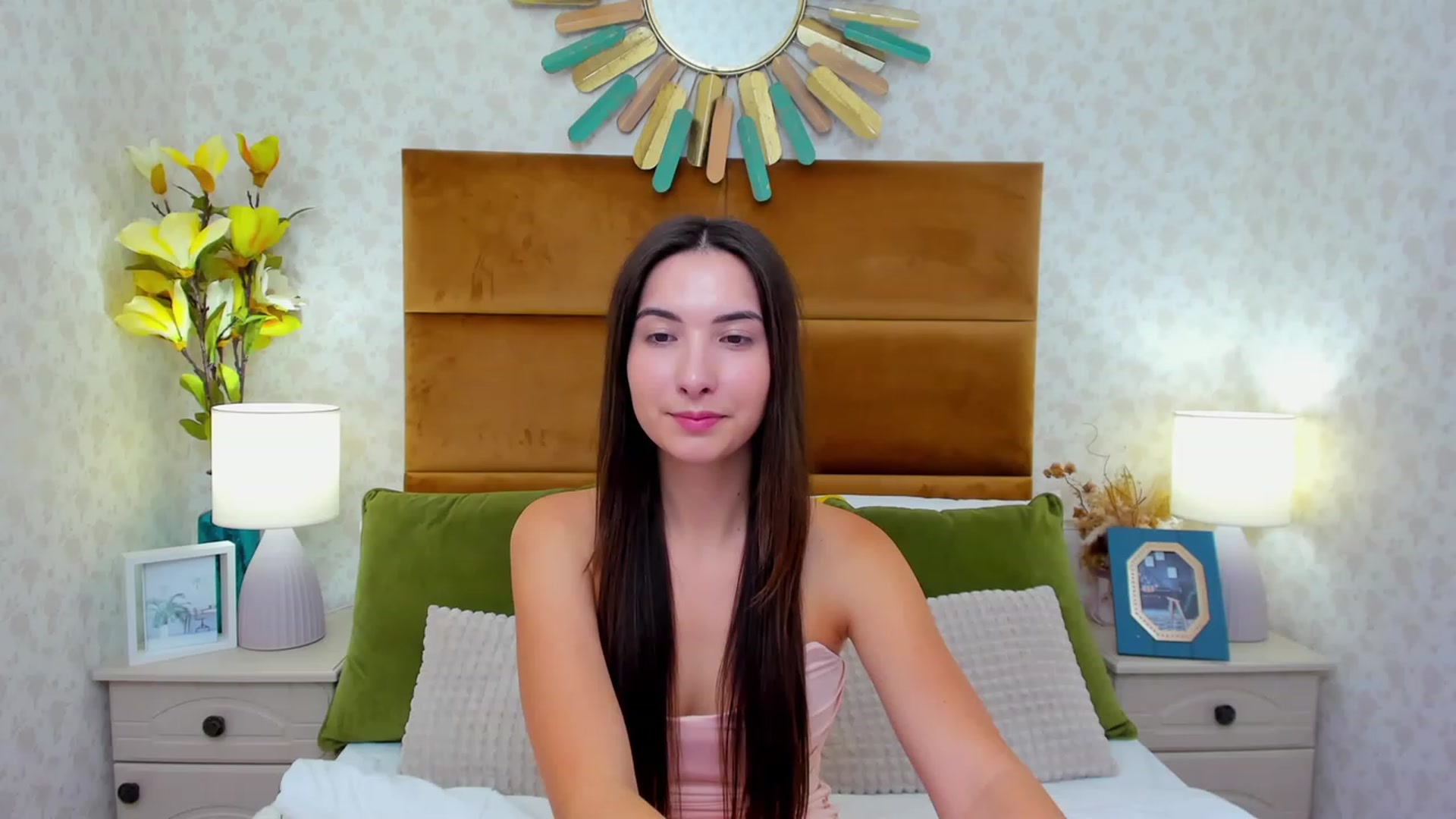 Gallery image thumbnail from KeliRose's myfreecams stream on, 11/24/2023, 20:01 image 1 of 20