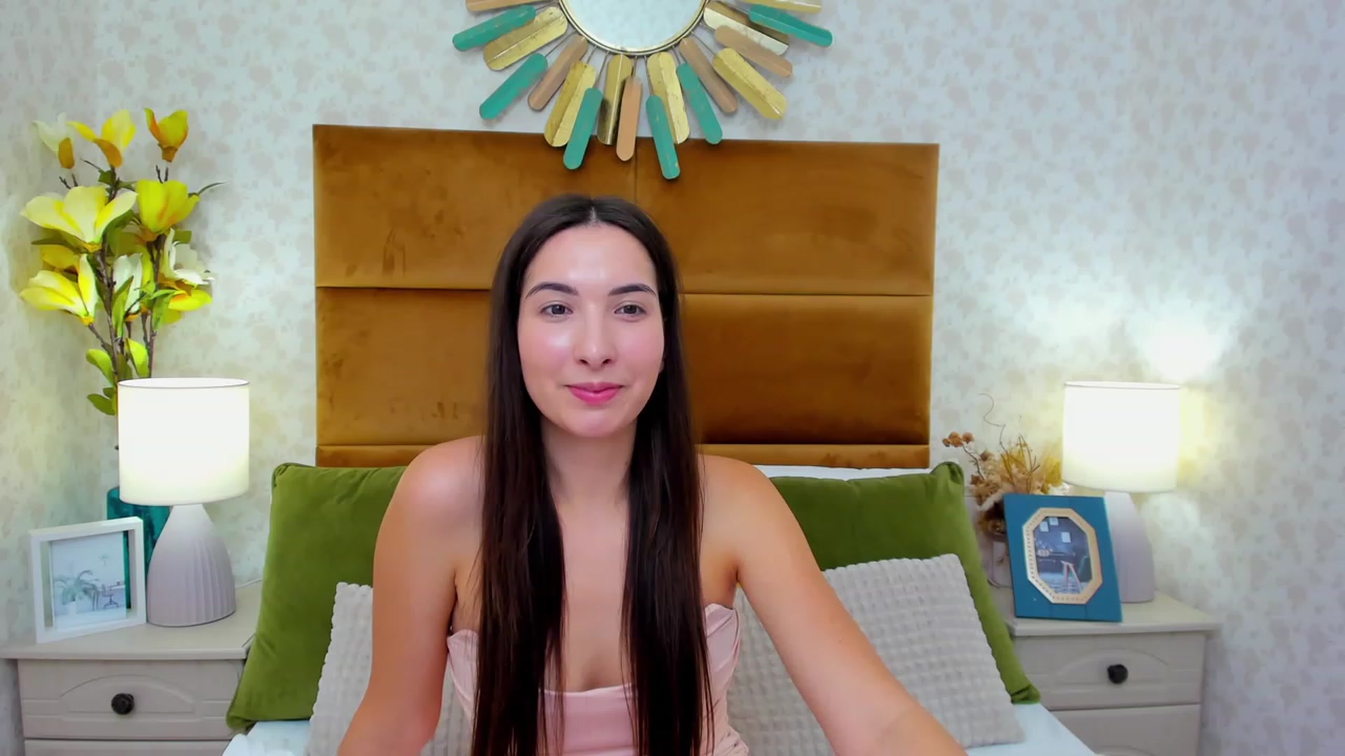 Gallery image thumbnail from KeliRose's myfreecams stream on, 11/24/2023, 20:01 image 18 of 20