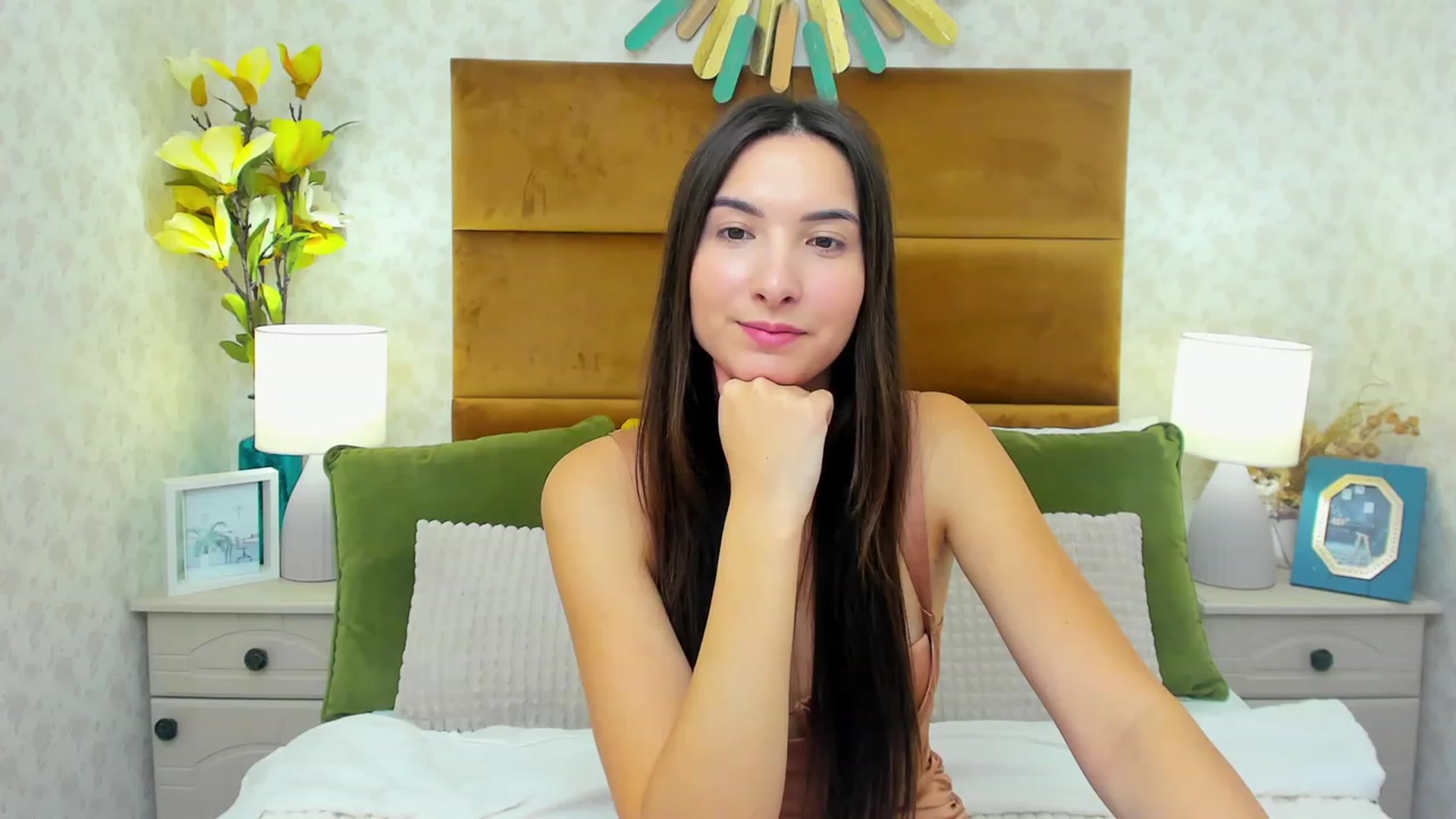 Gallery image thumbnail from KeliRose's myfreecams stream on, 11/28/2023, 10:00 image 14 of 20