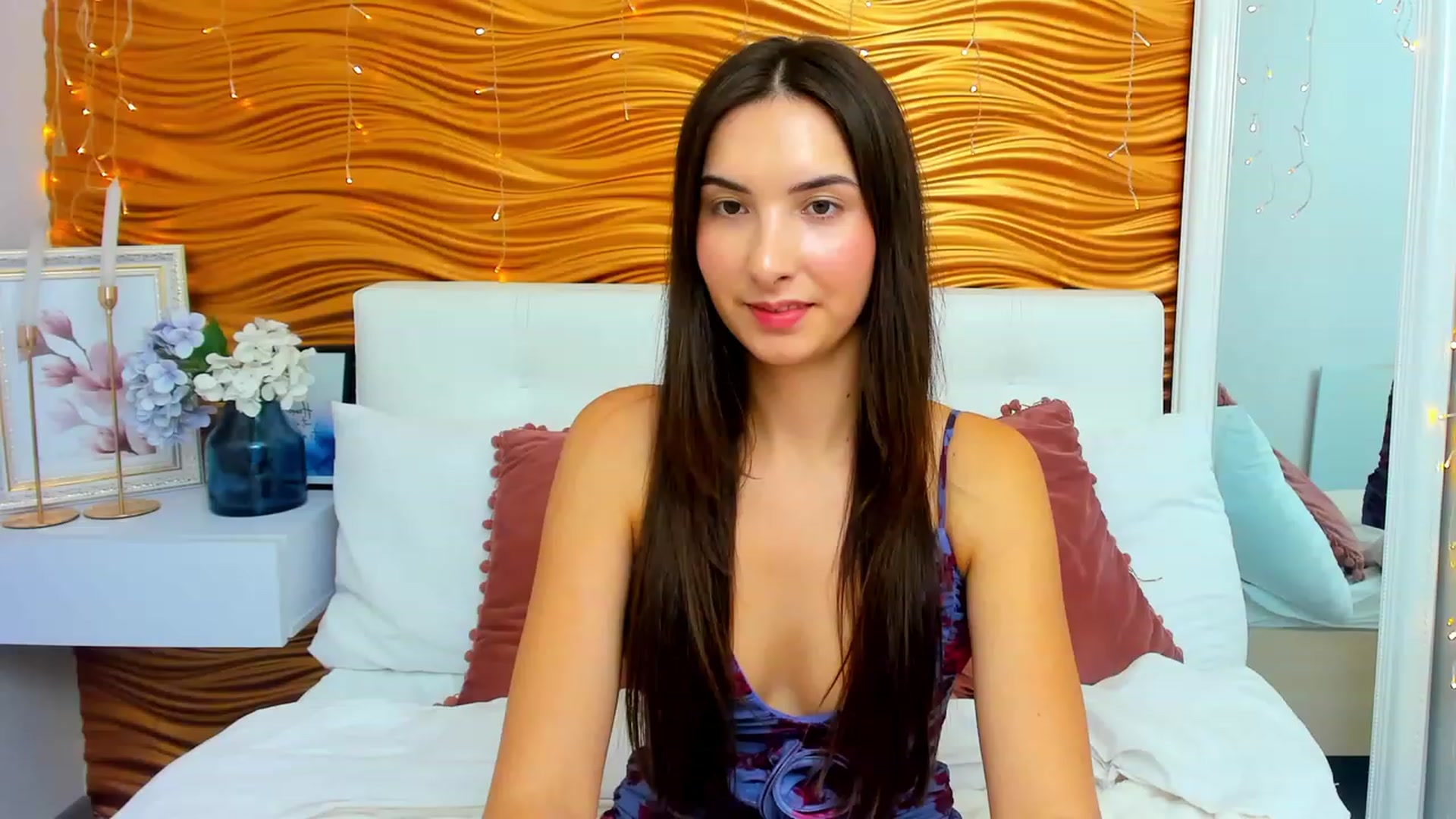 Gallery image thumbnail from KeliRose's myfreecams stream on, 12/01/2023, 15:46 image 12 of 20