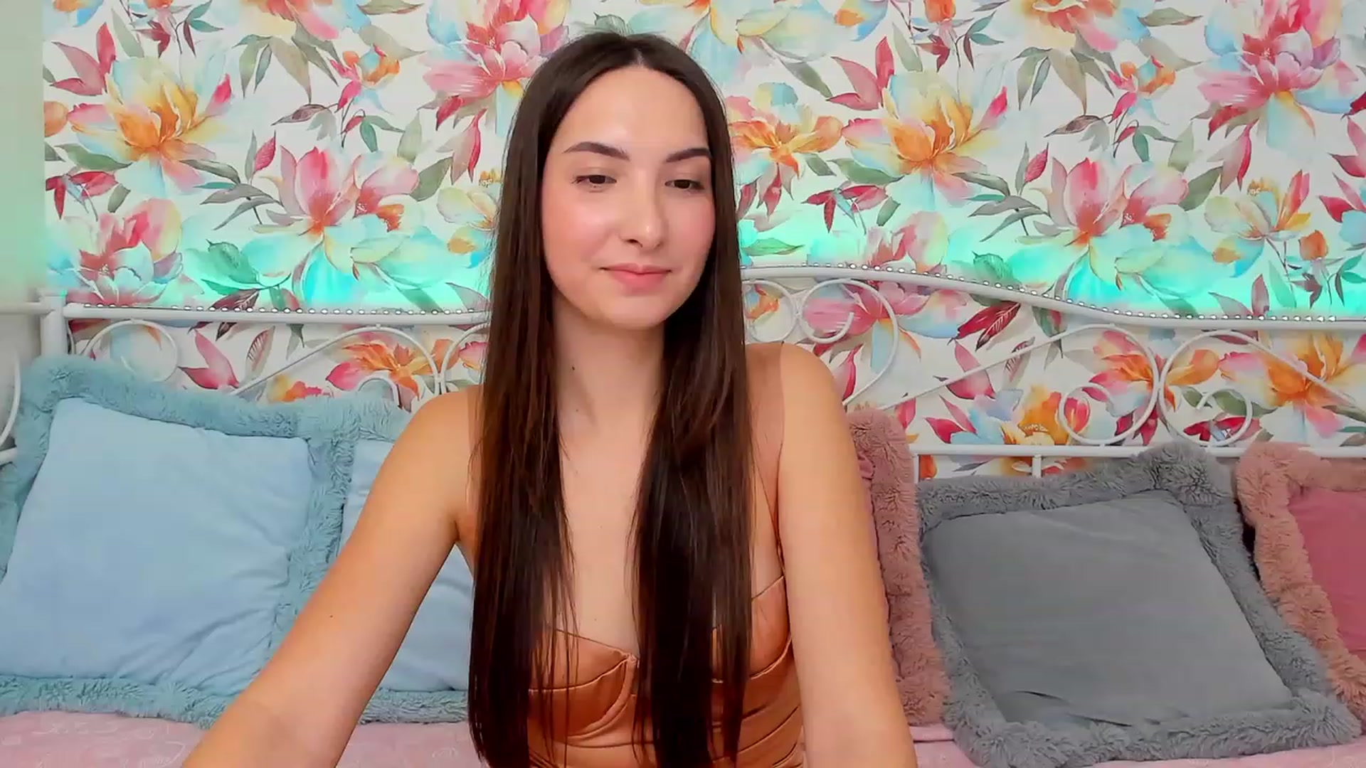Gallery image thumbnail from KeliRose's myfreecams stream on, 12/04/2023, 14:45 image 15 of 20