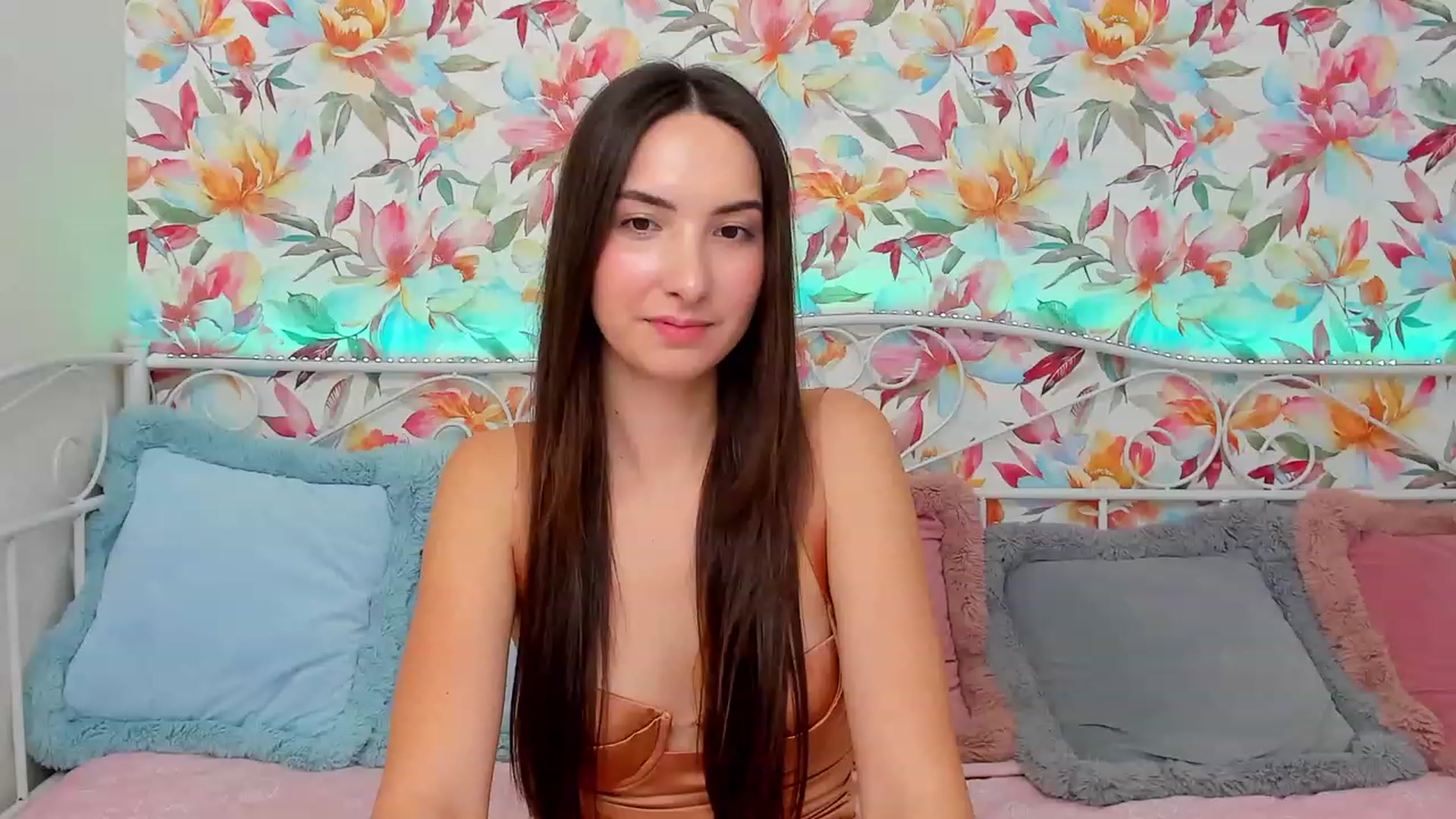 Gallery image thumbnail from KeliRose's myfreecams stream on, 12/04/2023, 17:24 image 6 of 20