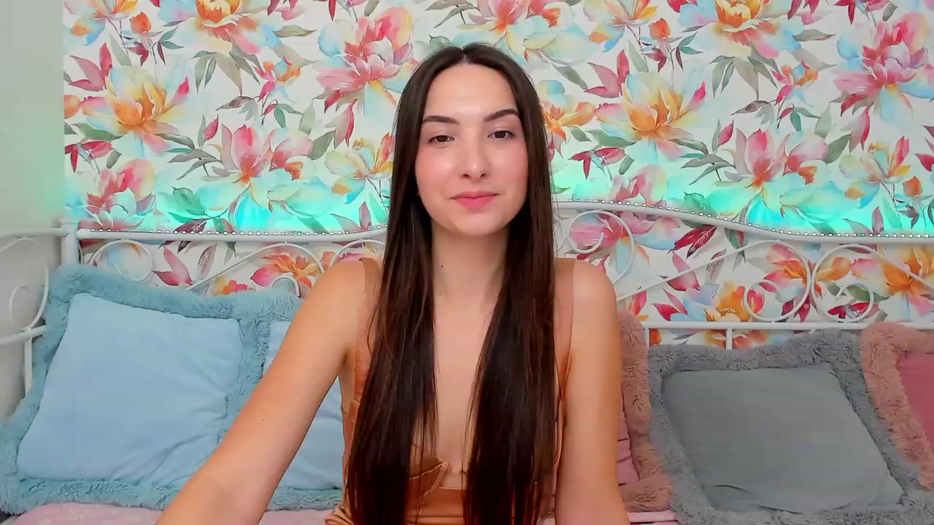 Gallery image thumbnail from KeliRose's myfreecams stream on, 12/04/2023, 17:24 image 20 of 20