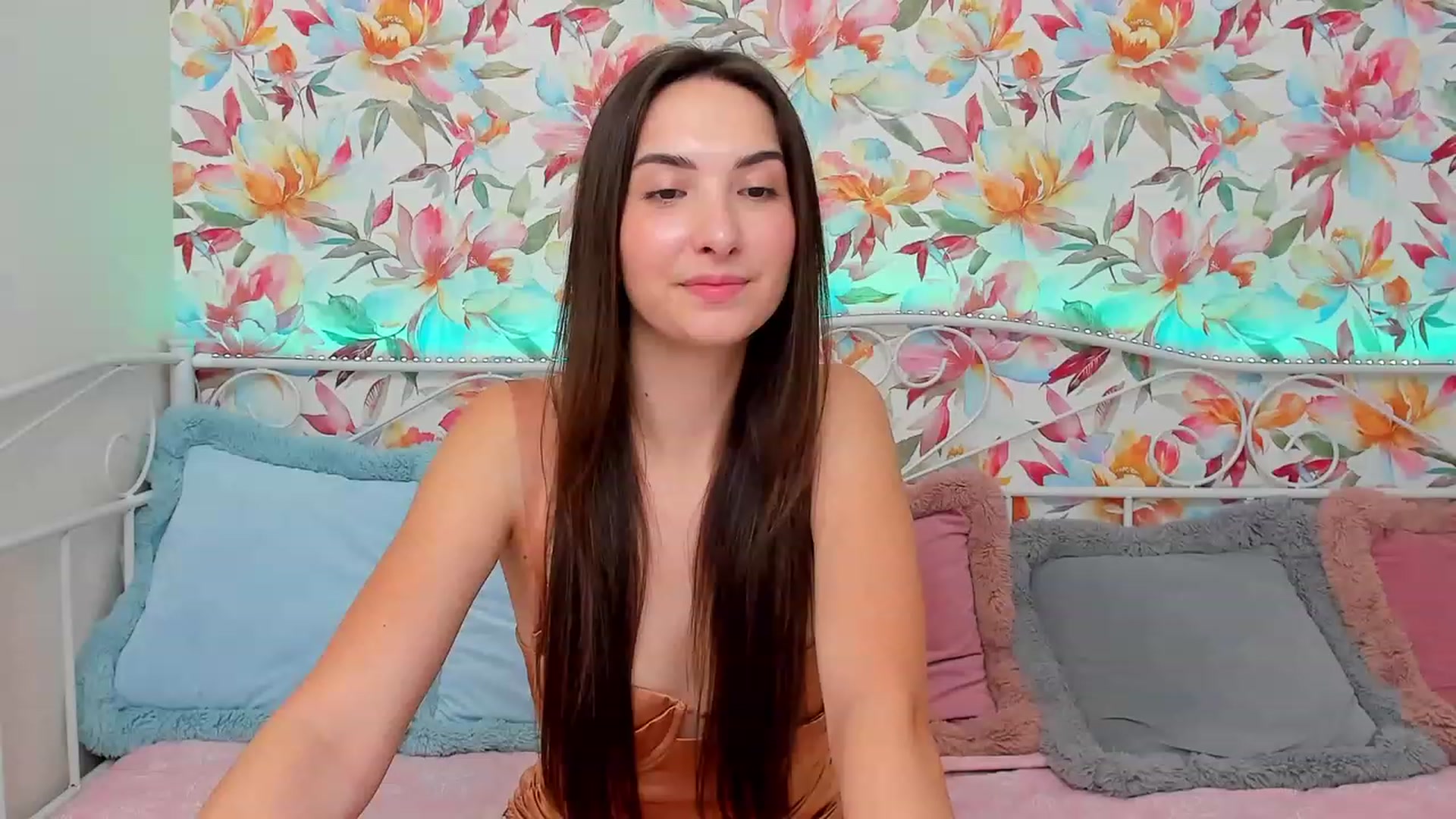Gallery image thumbnail from KeliRose's myfreecams stream on, 12/04/2023, 20:02 image 12 of 20