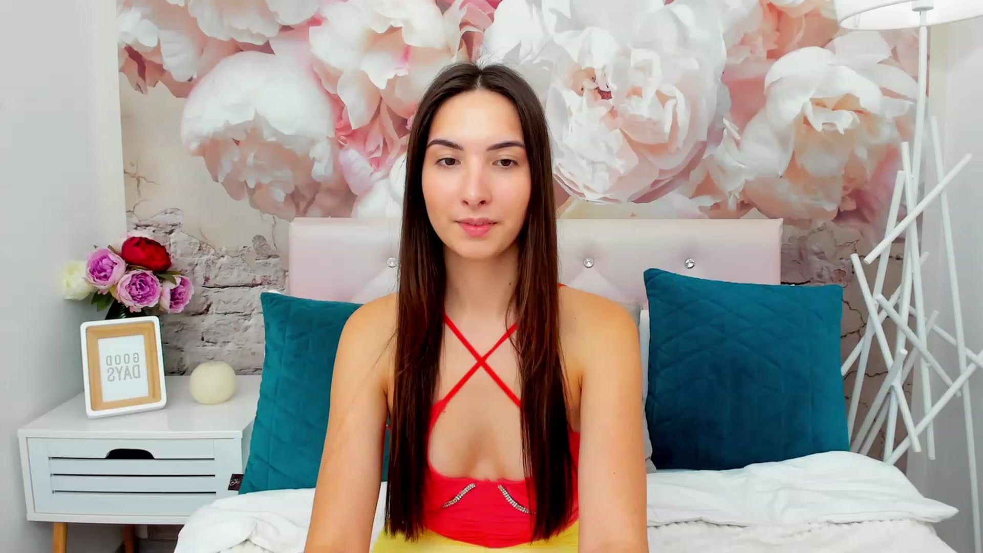 Gallery image thumbnail from KeliRose's myfreecams stream on, 12/05/2023, 11:42 image 9 of 20