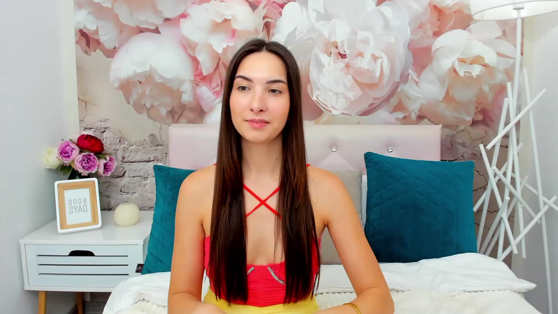 Gallery image thumbnail from KeliRose's myfreecams stream on, 12/05/2023, 12:16 image 6 of 20