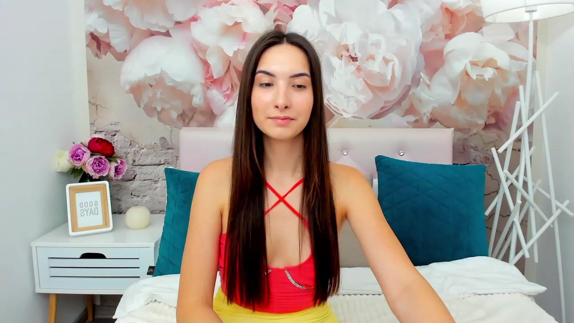 Gallery image thumbnail from KeliRose's myfreecams stream on, 12/05/2023, 12:16 image 3 of 20