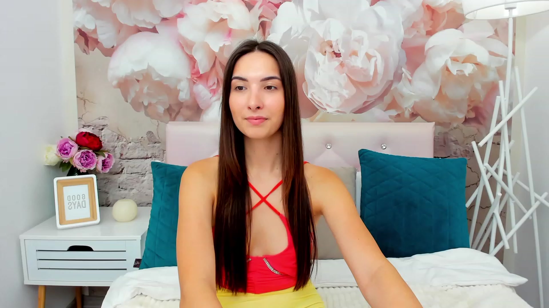 Gallery image thumbnail from KeliRose's myfreecams stream on, 12/05/2023, 12:16 image 14 of 20