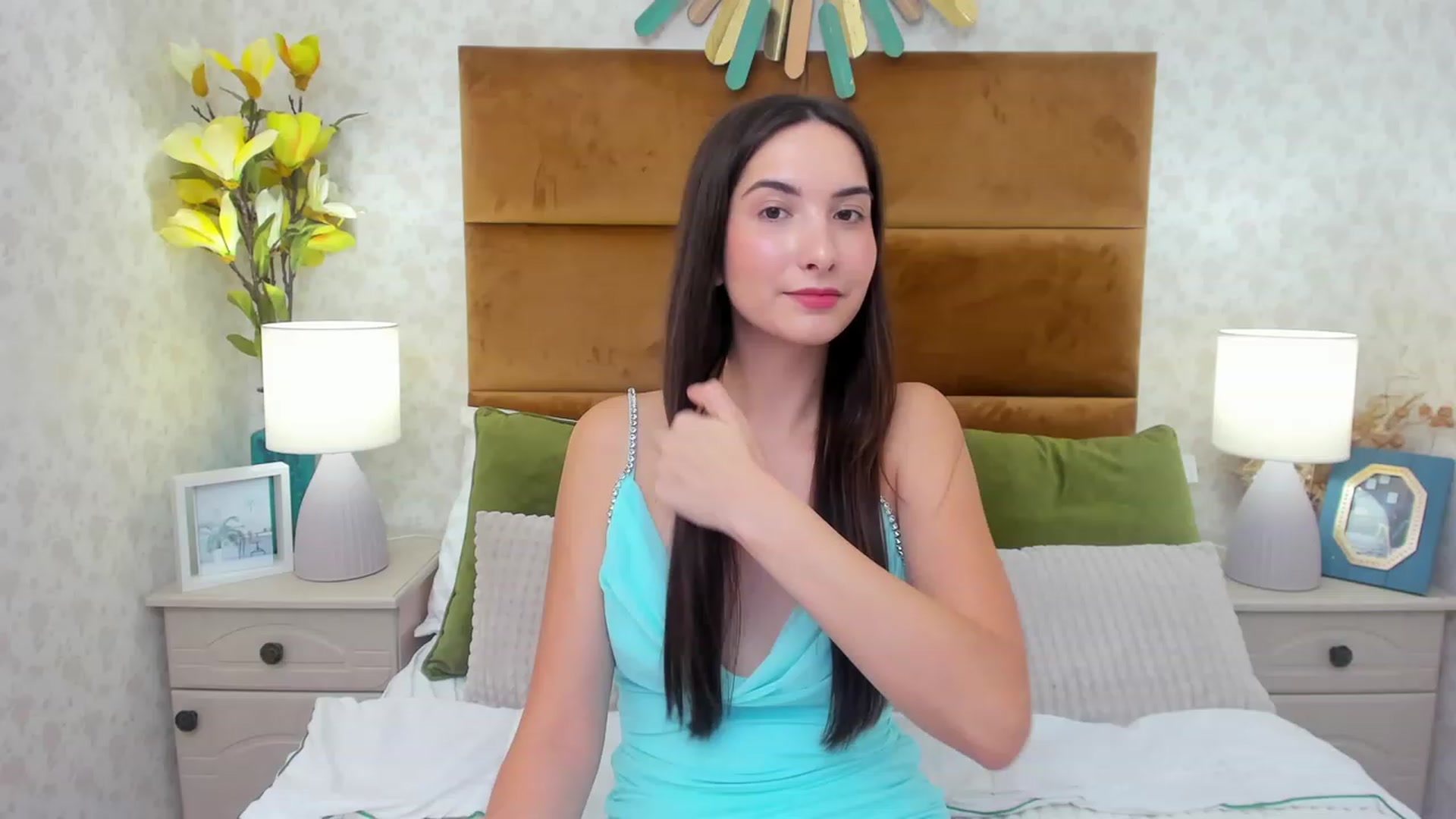 Gallery image thumbnail from KeliRose's myfreecams stream on, 12/08/2023, 18:07 image 2 of 20