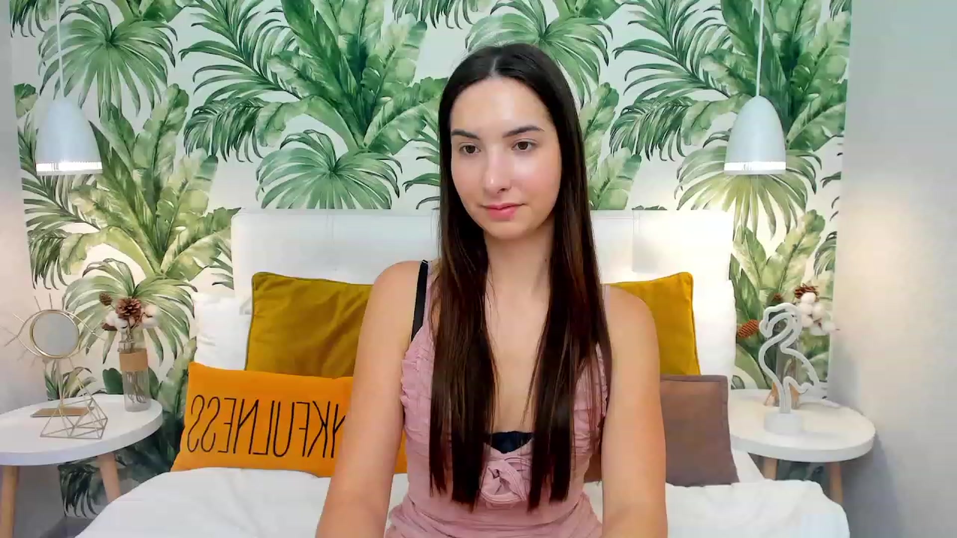 Gallery image thumbnail from KeliRose's myfreecams stream on, 12/10/2023, 11:54 image 20 of 20