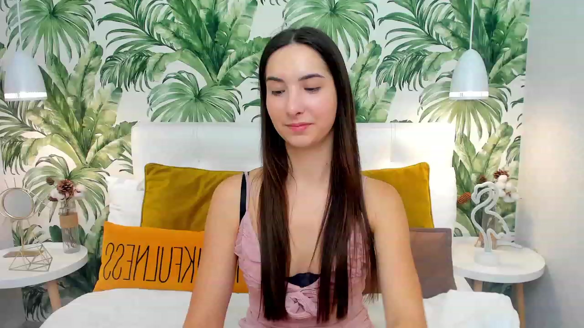 Gallery image thumbnail from KeliRose's myfreecams stream on, 12/10/2023, 11:54 image 11 of 20