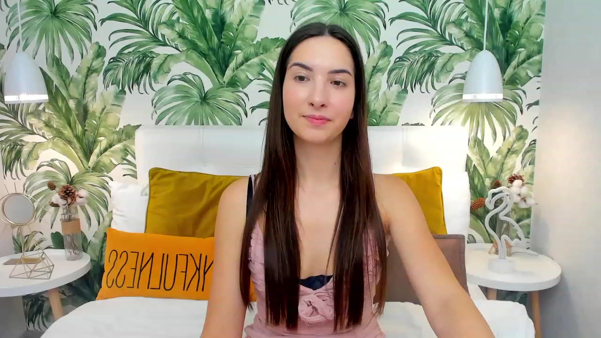Gallery image thumbnail from KeliRose's myfreecams stream on, 12/10/2023, 11:54 image 10 of 20