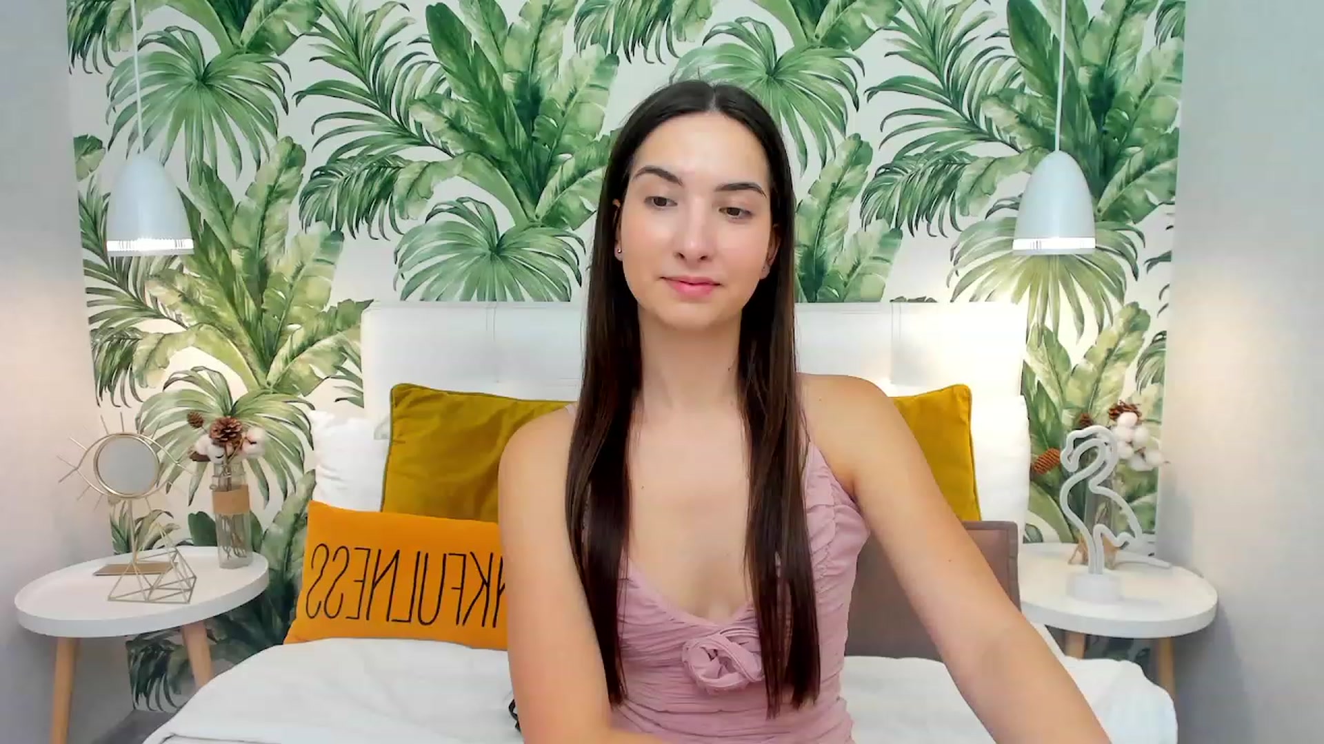 Gallery image thumbnail from KeliRose's myfreecams stream on, 12/10/2023, 12:57 image 4 of 20