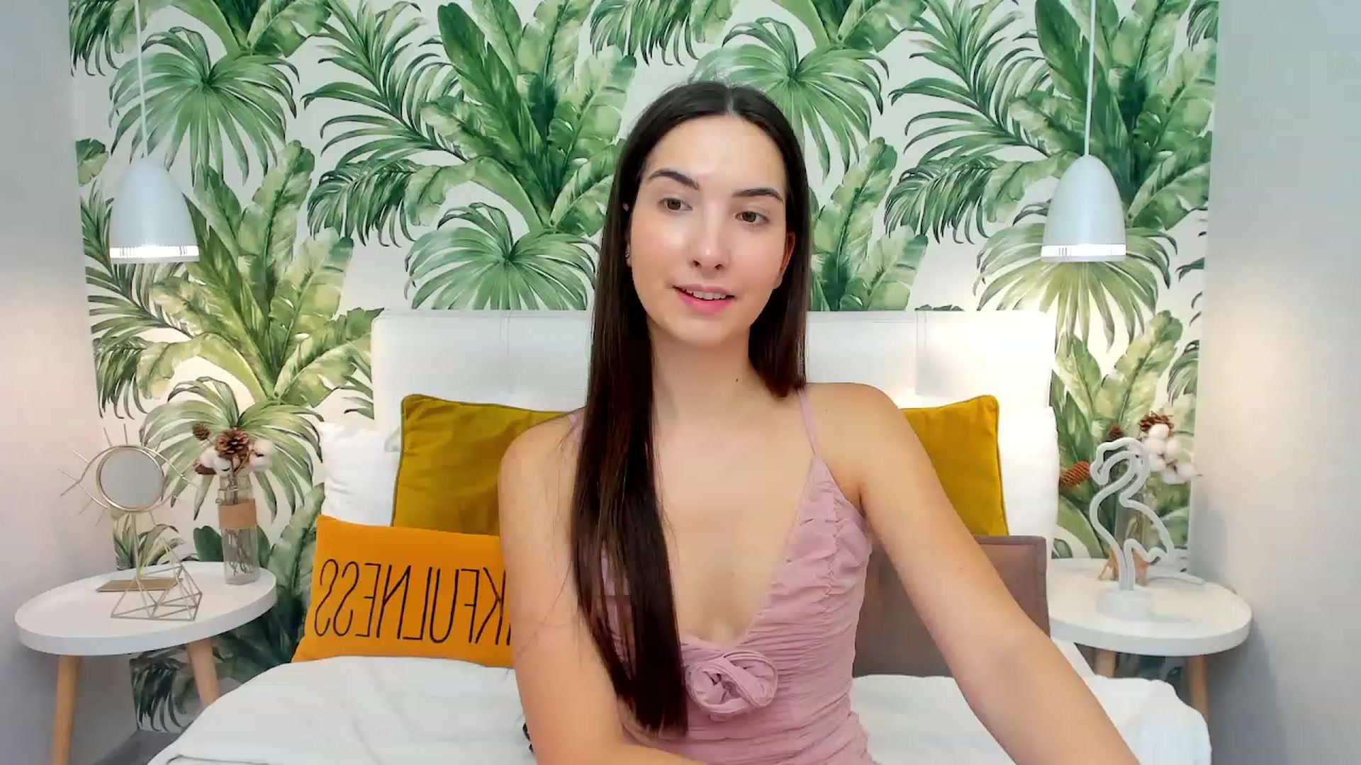 Gallery image thumbnail from KeliRose's myfreecams stream on, 12/10/2023, 12:57 image 6 of 20