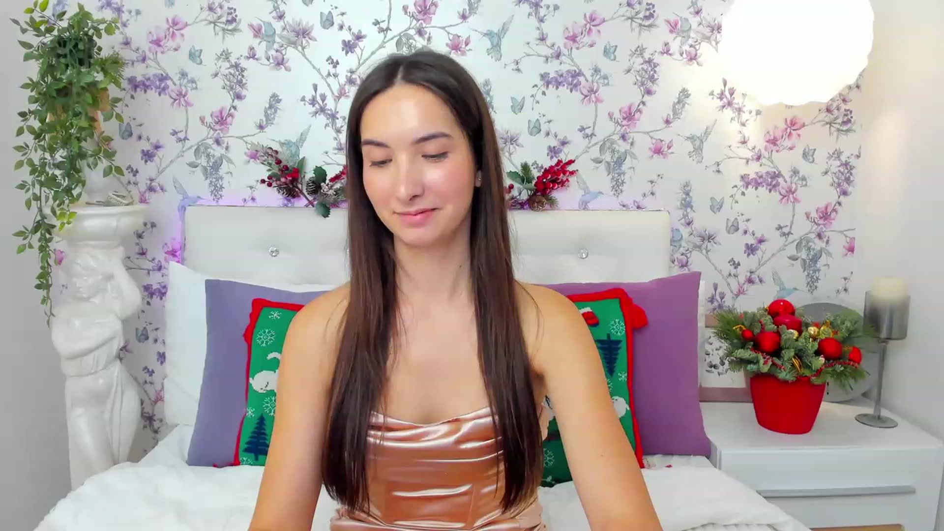 Gallery image thumbnail from KeliRose's myfreecams stream on, 12/18/2023, 18:04 image 3 of 20