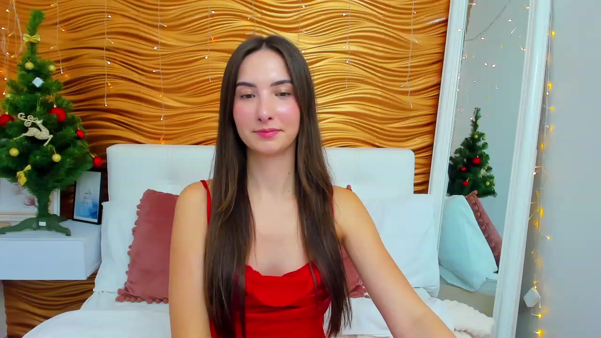 Gallery image thumbnail from KeliRose's myfreecams stream on, 12/26/2023, 16:12 image 7 of 20