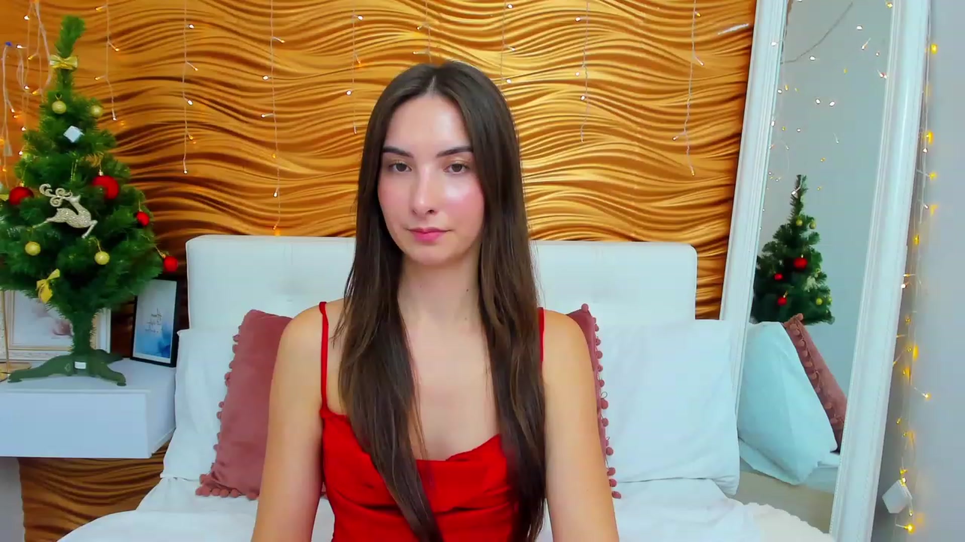 Gallery image thumbnail from KeliRose's myfreecams stream on, 12/26/2023, 16:12 image 16 of 20