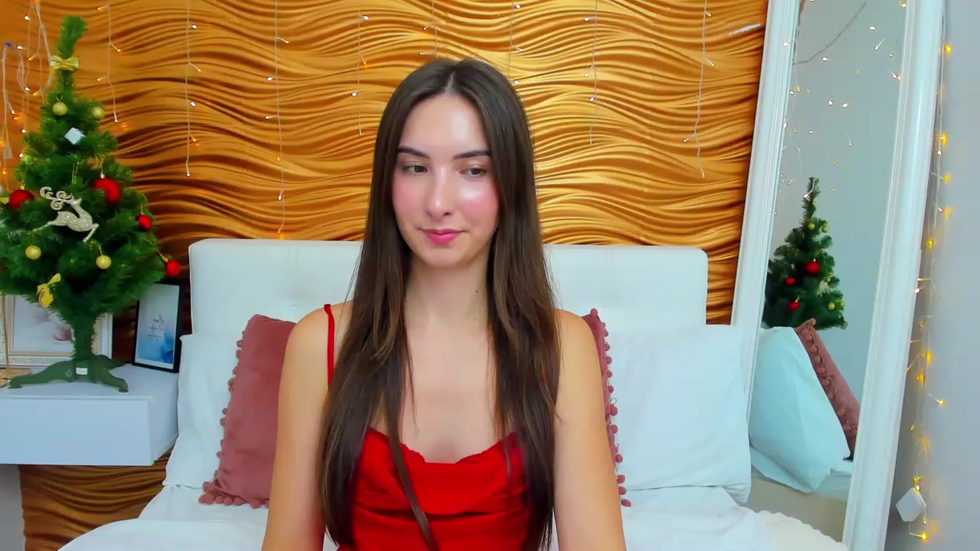 Gallery image thumbnail from KeliRose's myfreecams stream on, 12/26/2023, 16:12 image 12 of 20