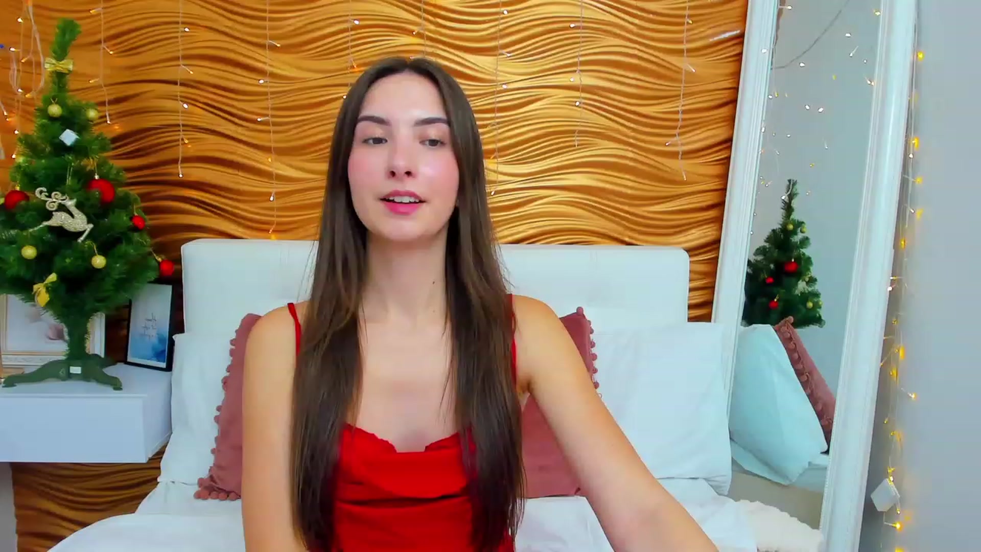 Gallery image thumbnail from KeliRose's myfreecams stream on, 12/26/2023, 16:12 image 1 of 20