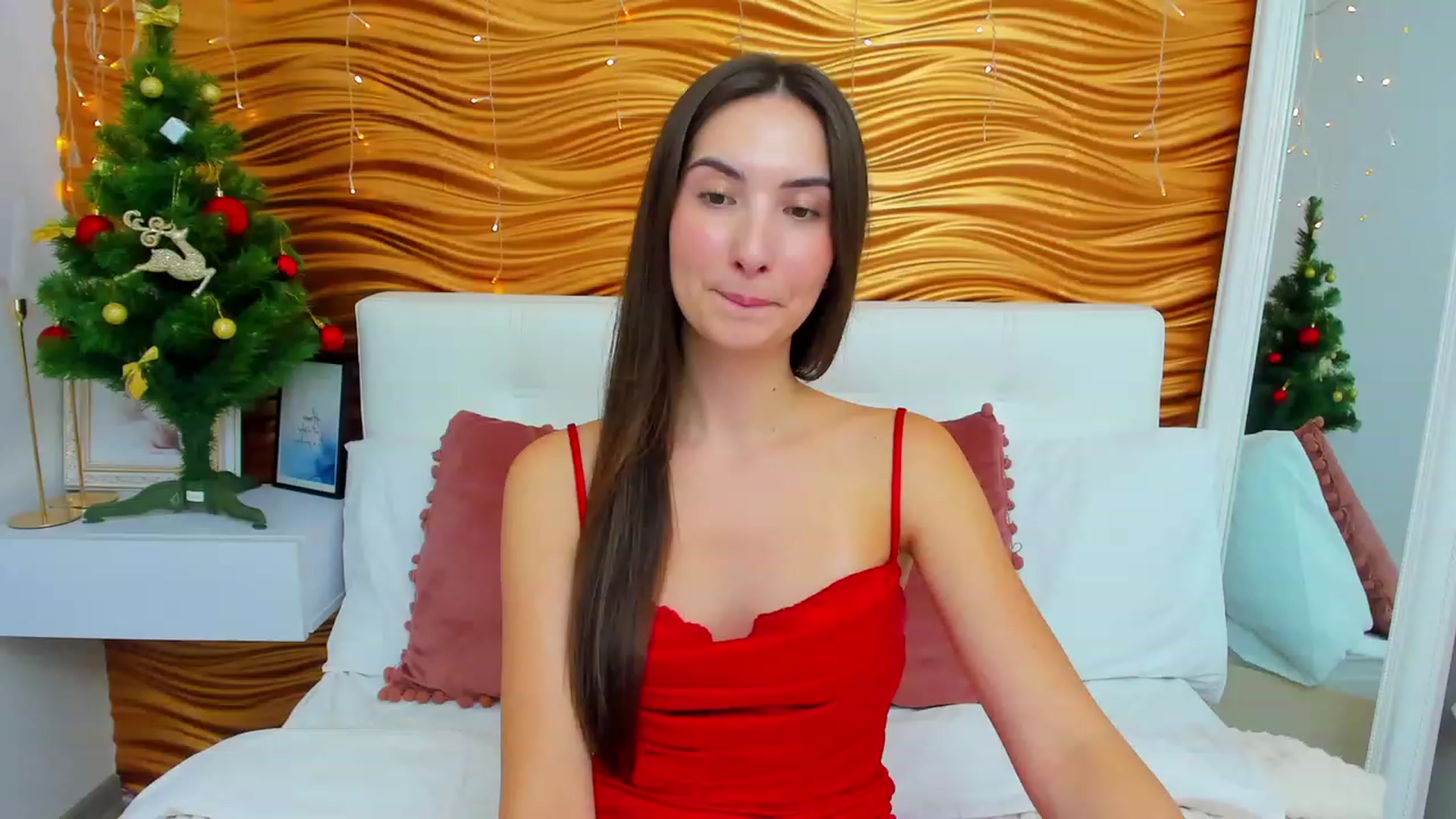 Gallery image thumbnail from KeliRose's myfreecams stream on, 12/26/2023, 17:24 image 10 of 20
