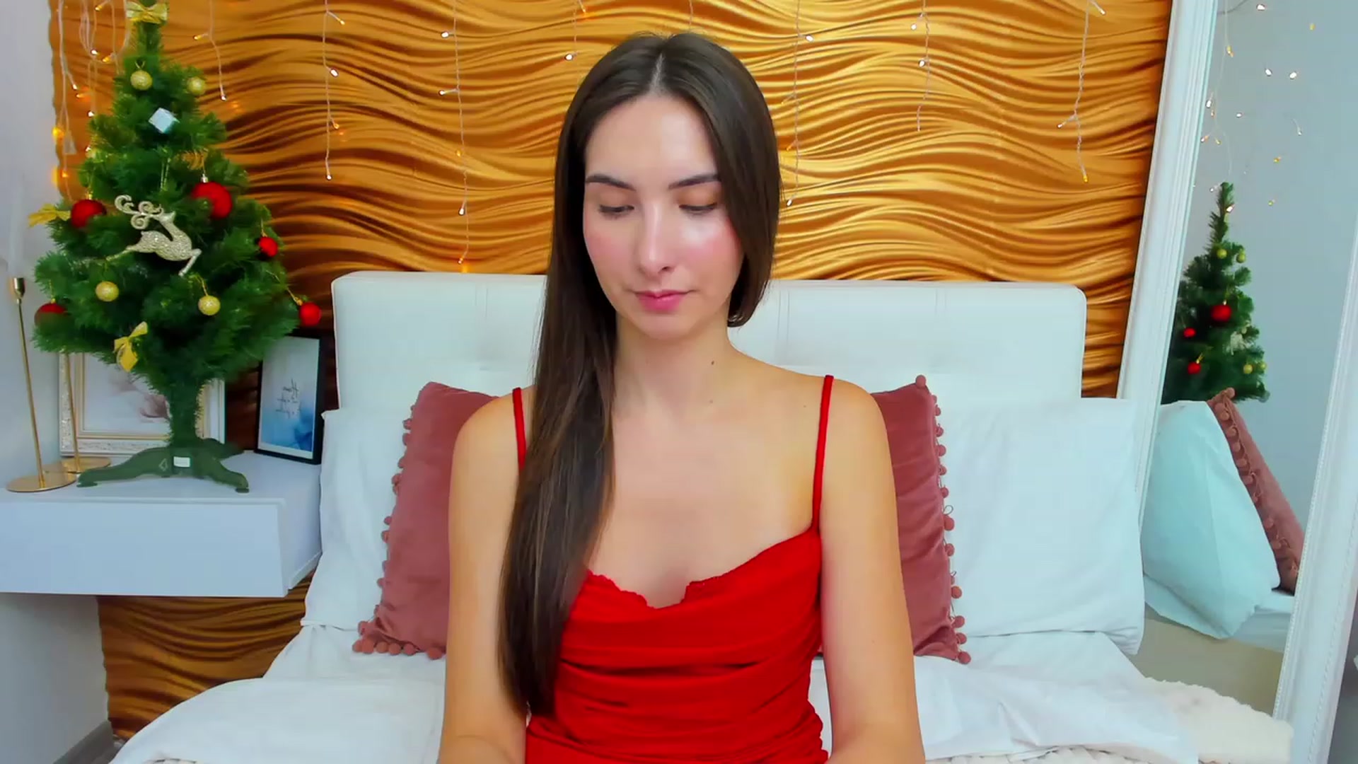 Gallery image thumbnail from KeliRose's myfreecams stream on, 12/26/2023, 17:24 image 8 of 20