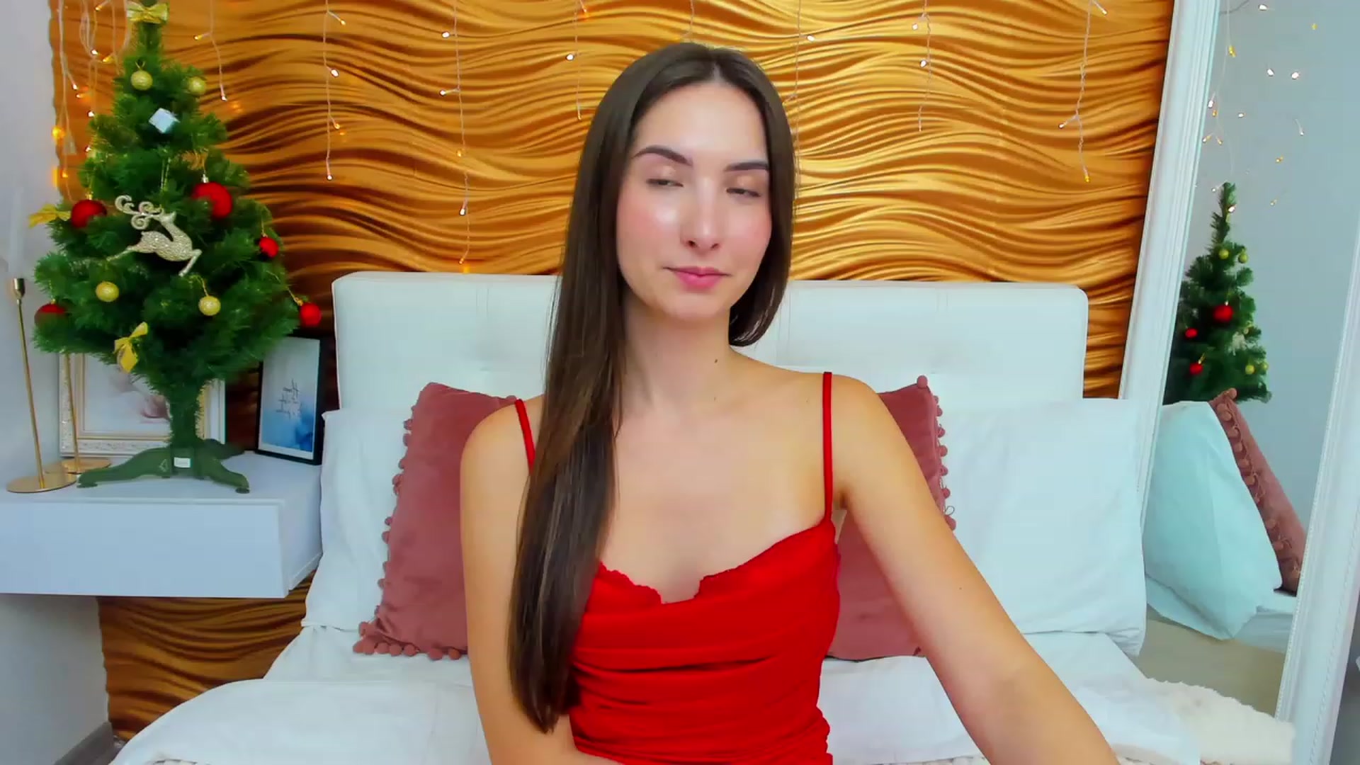 Gallery image thumbnail from KeliRose's myfreecams stream on, 12/26/2023, 17:24 image 9 of 20