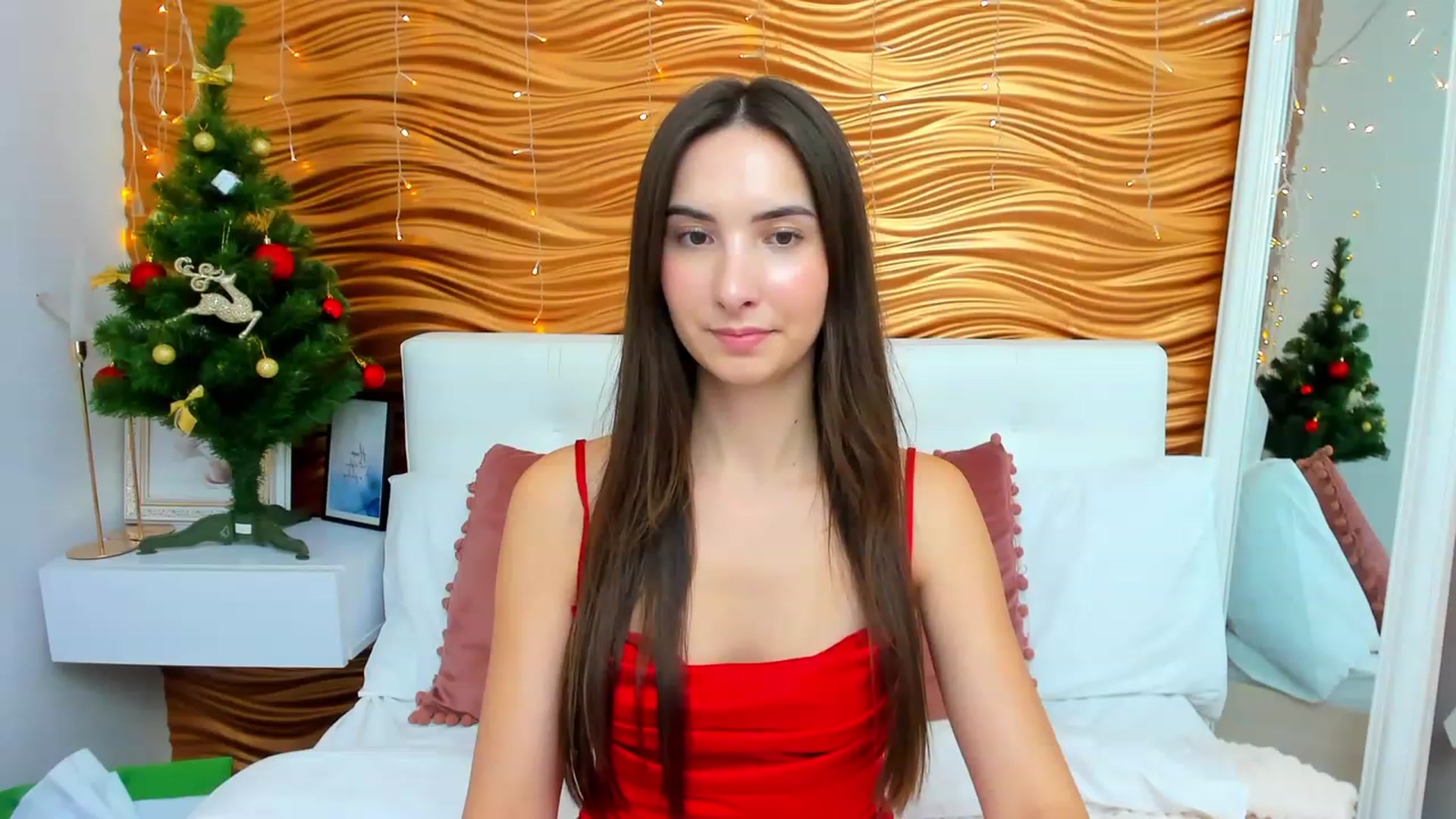 Gallery image thumbnail from KeliRose's myfreecams stream on, 12/26/2023, 18:07 image 3 of 20