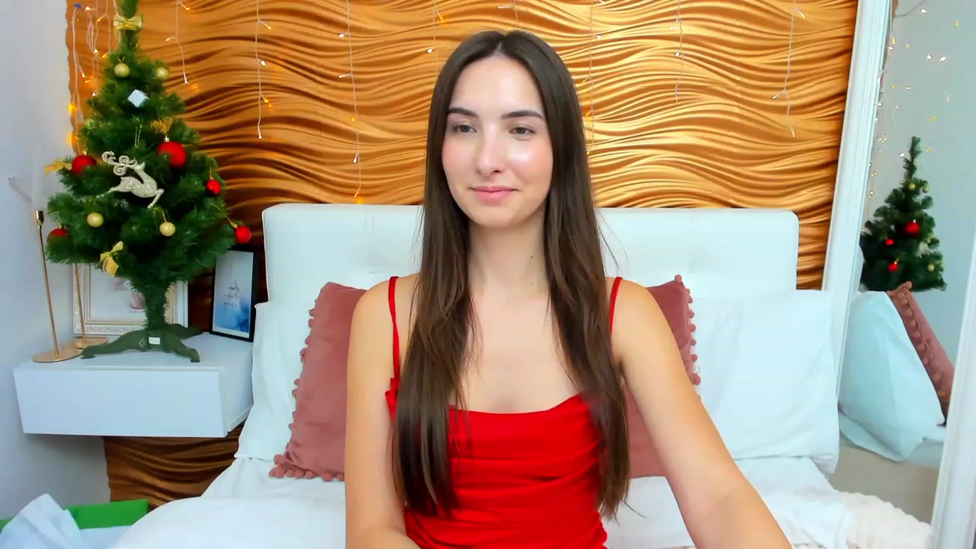 Gallery image thumbnail from KeliRose's myfreecams stream on, 12/26/2023, 18:07 image 17 of 20