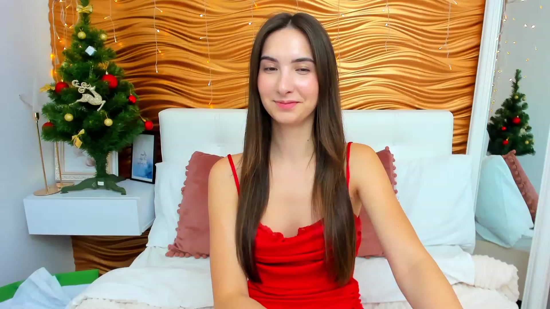 Gallery image thumbnail from KeliRose's myfreecams stream on, 12/26/2023, 19:44 image 13 of 20