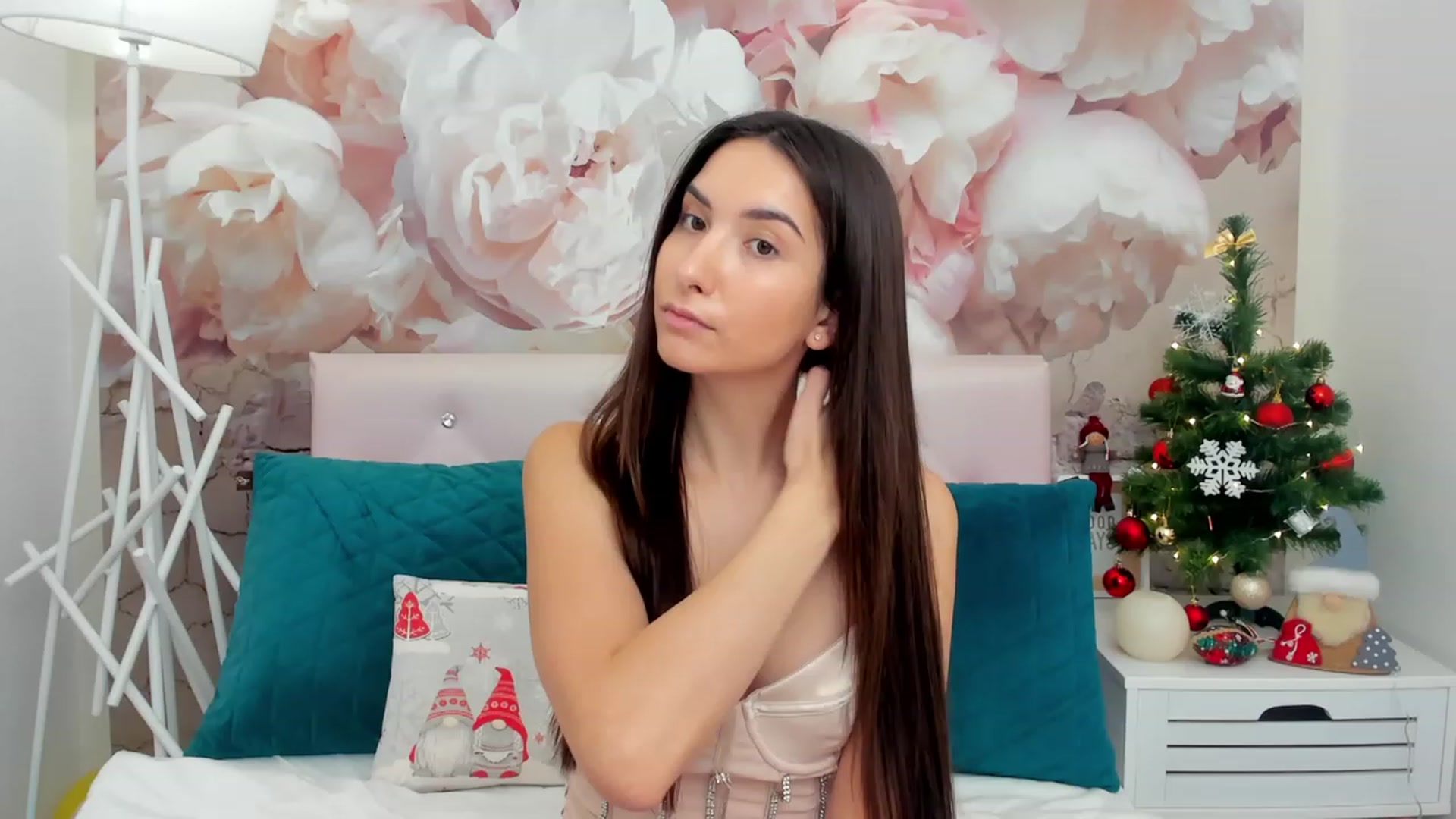 Gallery image thumbnail from KeliRose's myfreecams stream on, 12/27/2023, 11:26 image 1 of 20