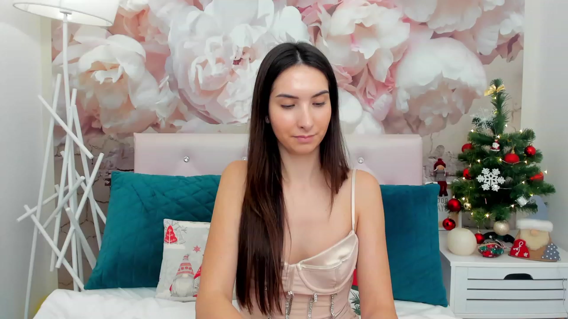 Gallery image thumbnail from KeliRose's myfreecams stream on, 12/27/2023, 12:54 image 20 of 20