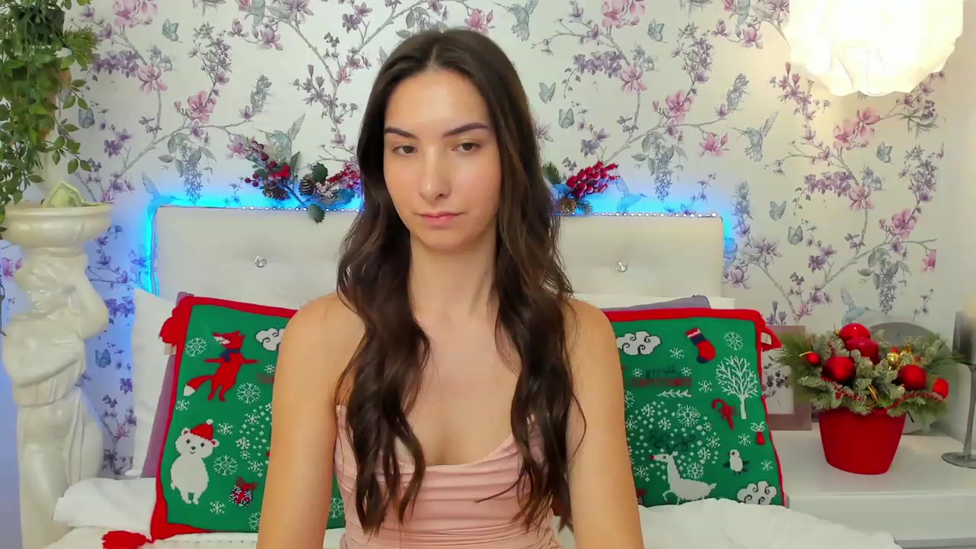 Gallery image thumbnail from KeliRose's myfreecams stream on, 12/28/2023, 09:02 image 9 of 20
