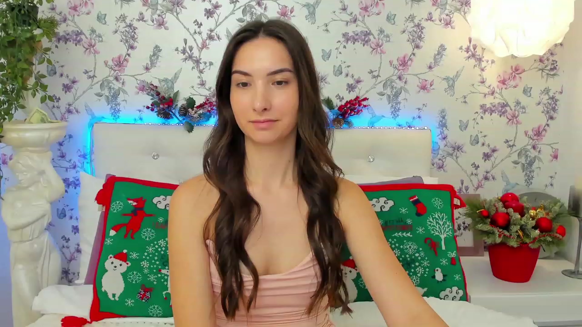 Gallery image thumbnail from KeliRose's myfreecams stream on, 12/28/2023, 09:02 image 7 of 20