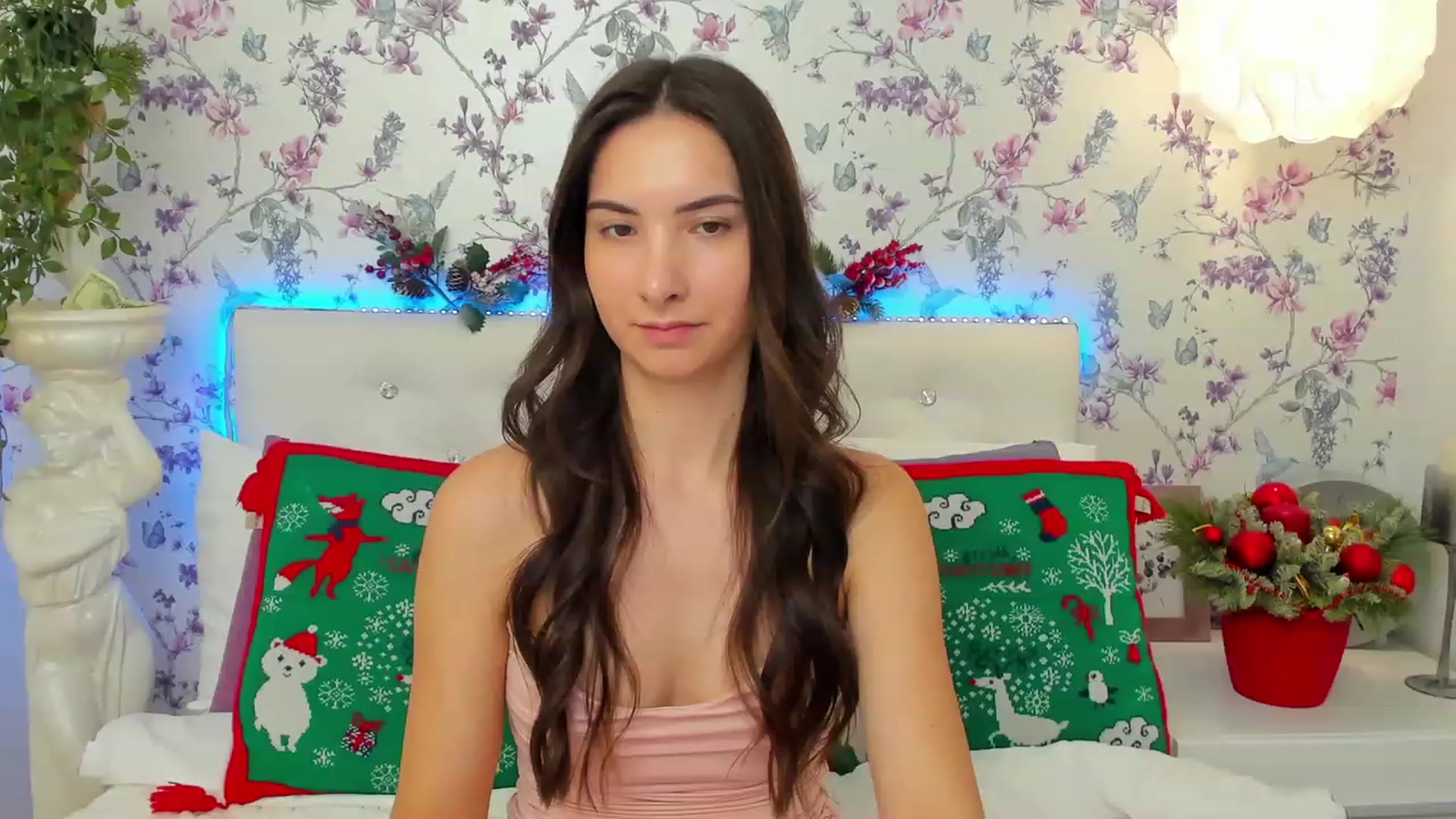 Gallery image thumbnail from KeliRose's myfreecams stream on, 12/28/2023, 09:02 image 5 of 20