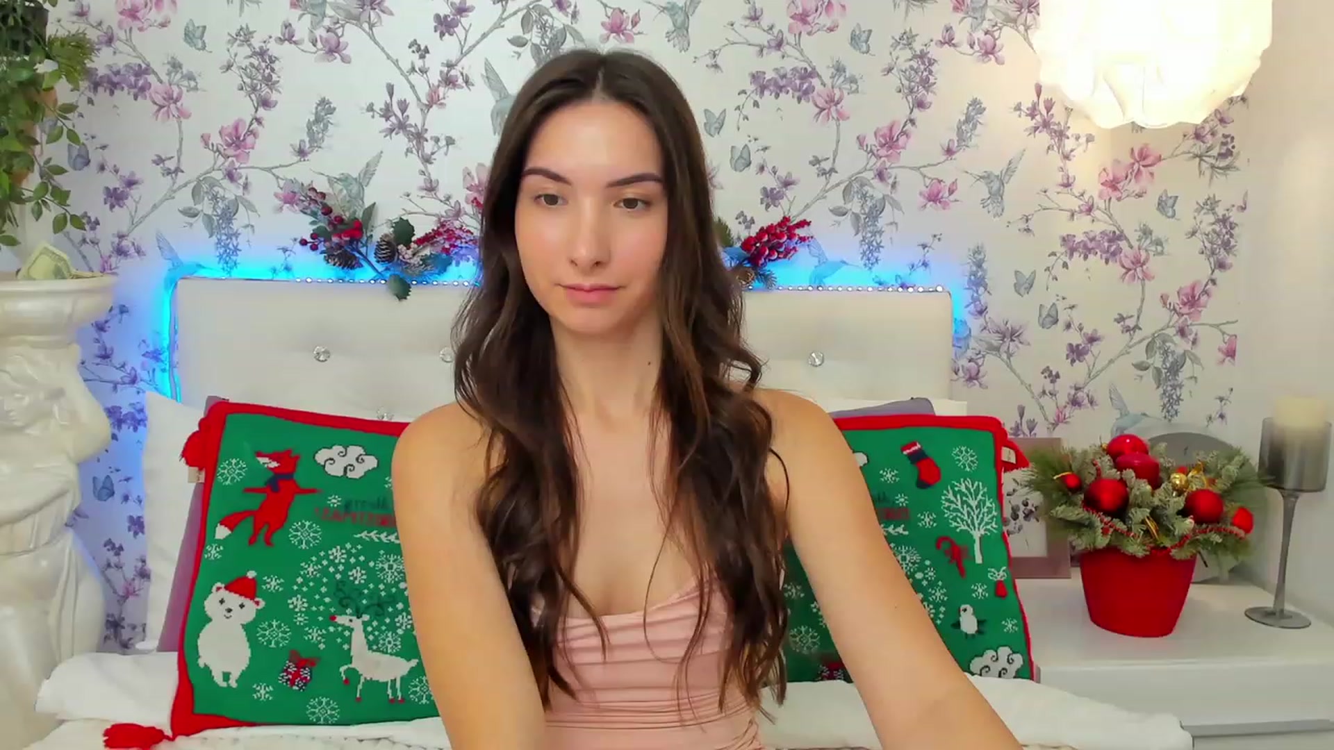 Gallery image thumbnail from KeliRose's myfreecams stream on, 12/28/2023, 09:02 image 16 of 20